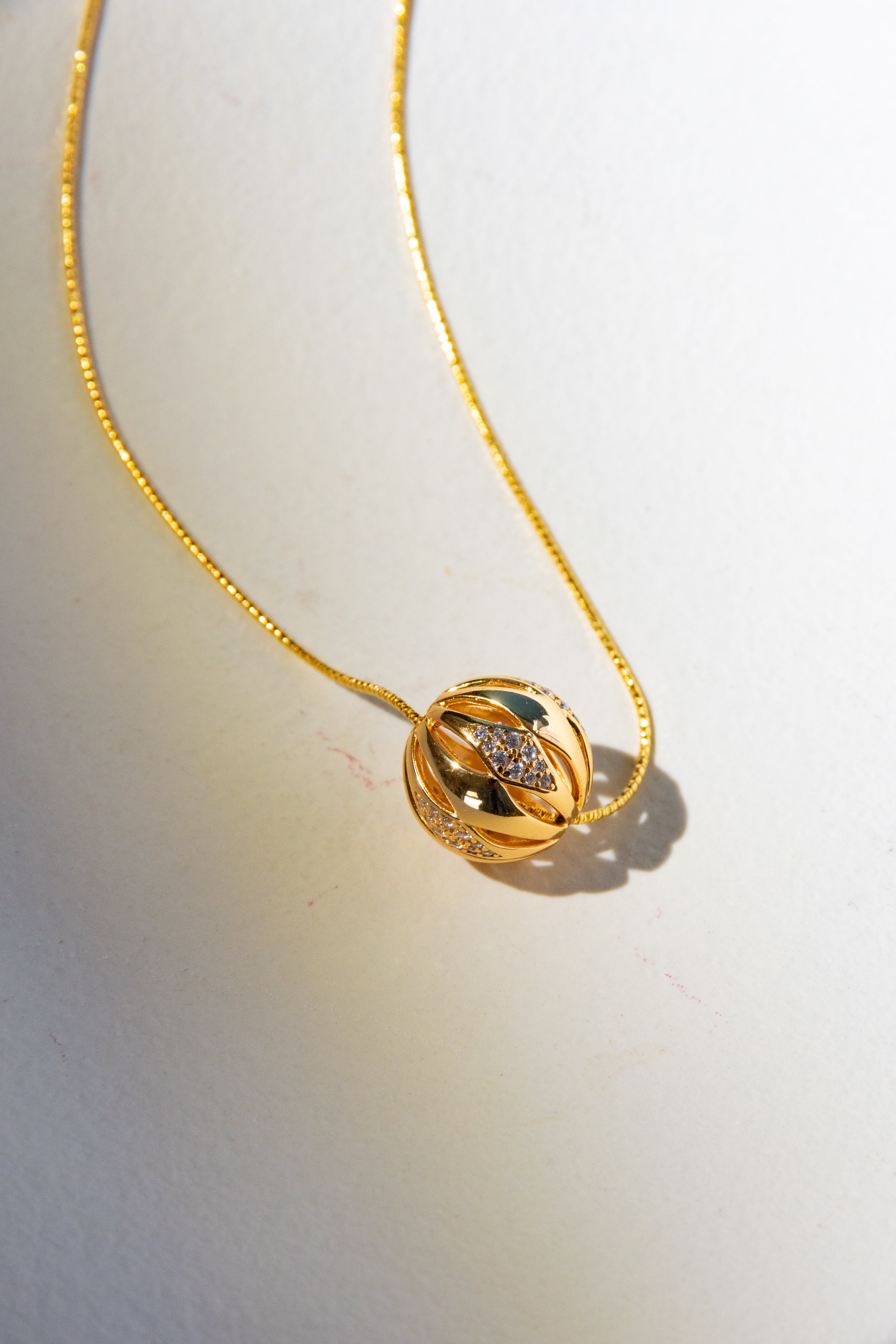 fine silver wonderland sparkling ball necklace