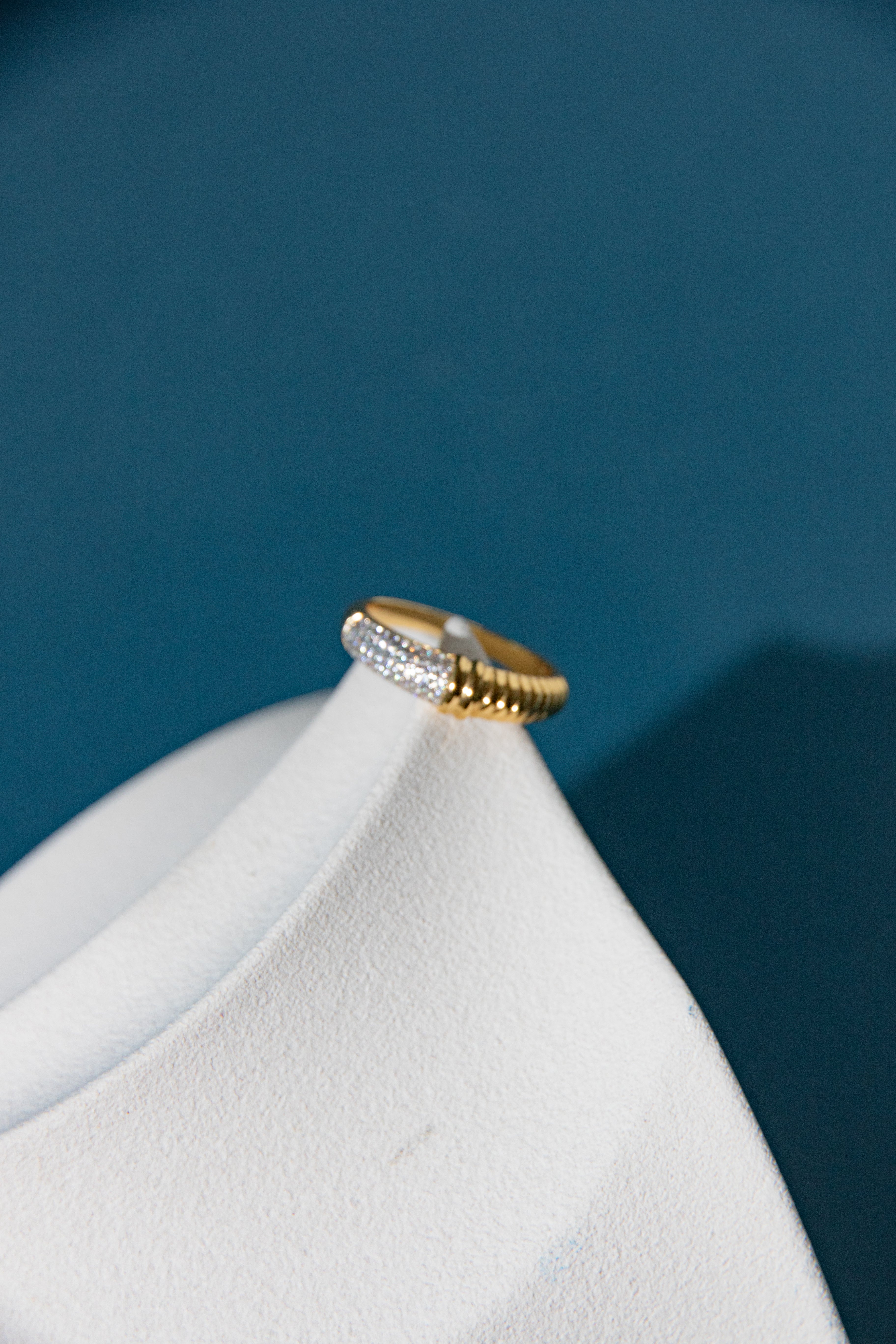 fine silver-18k gold plated solid sterling silver ring with sparkling zirconia stones