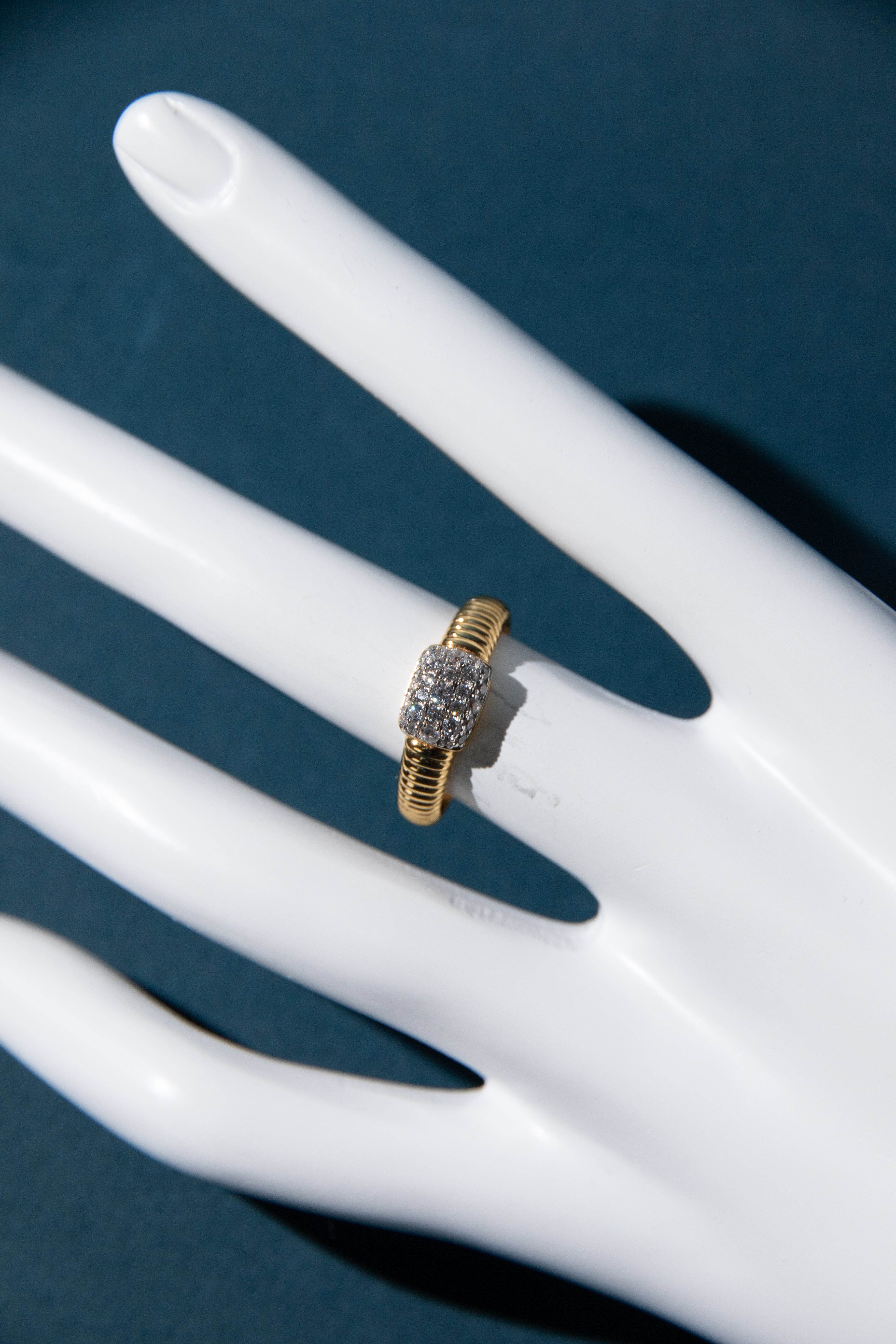 Fine silver ring-sparkling square