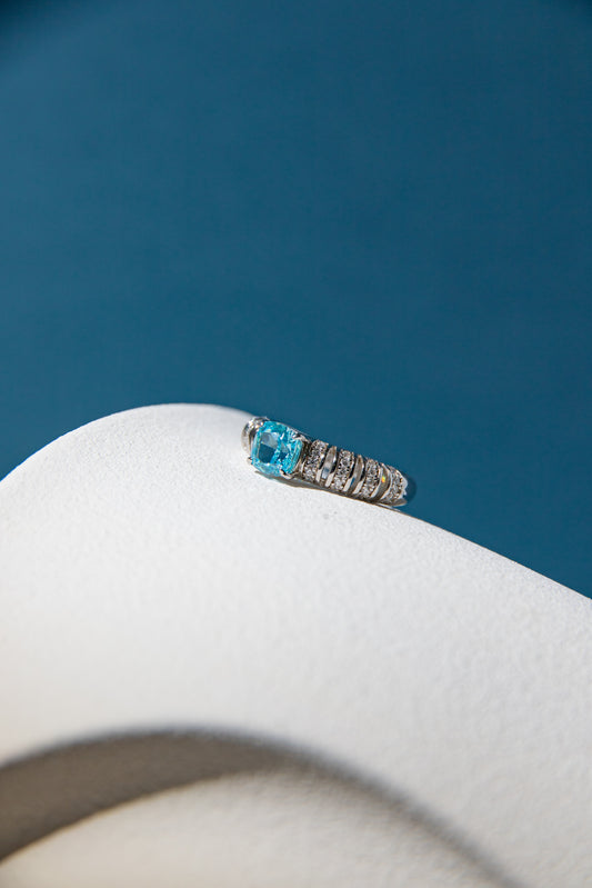 Ocean sparkles