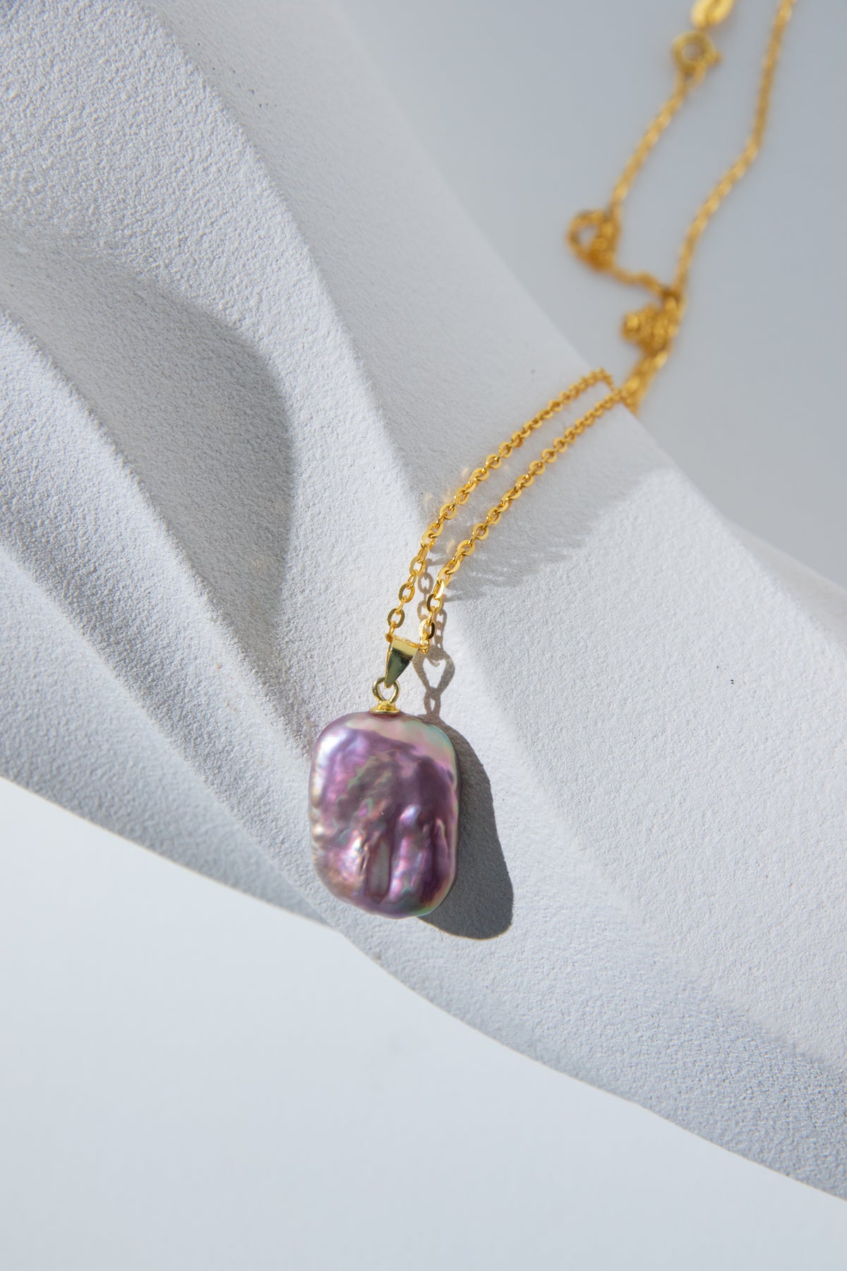 fairy color square pearl necklace-chain included