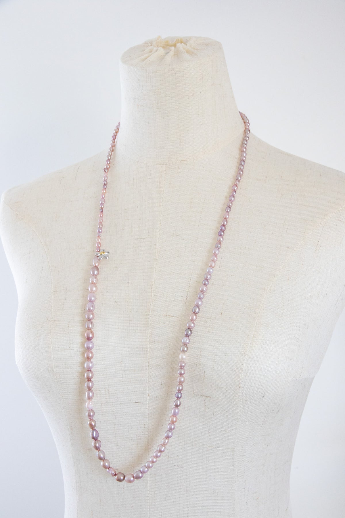 Natural lavender color freshwater pearl gradient sized necklace - 100cm long