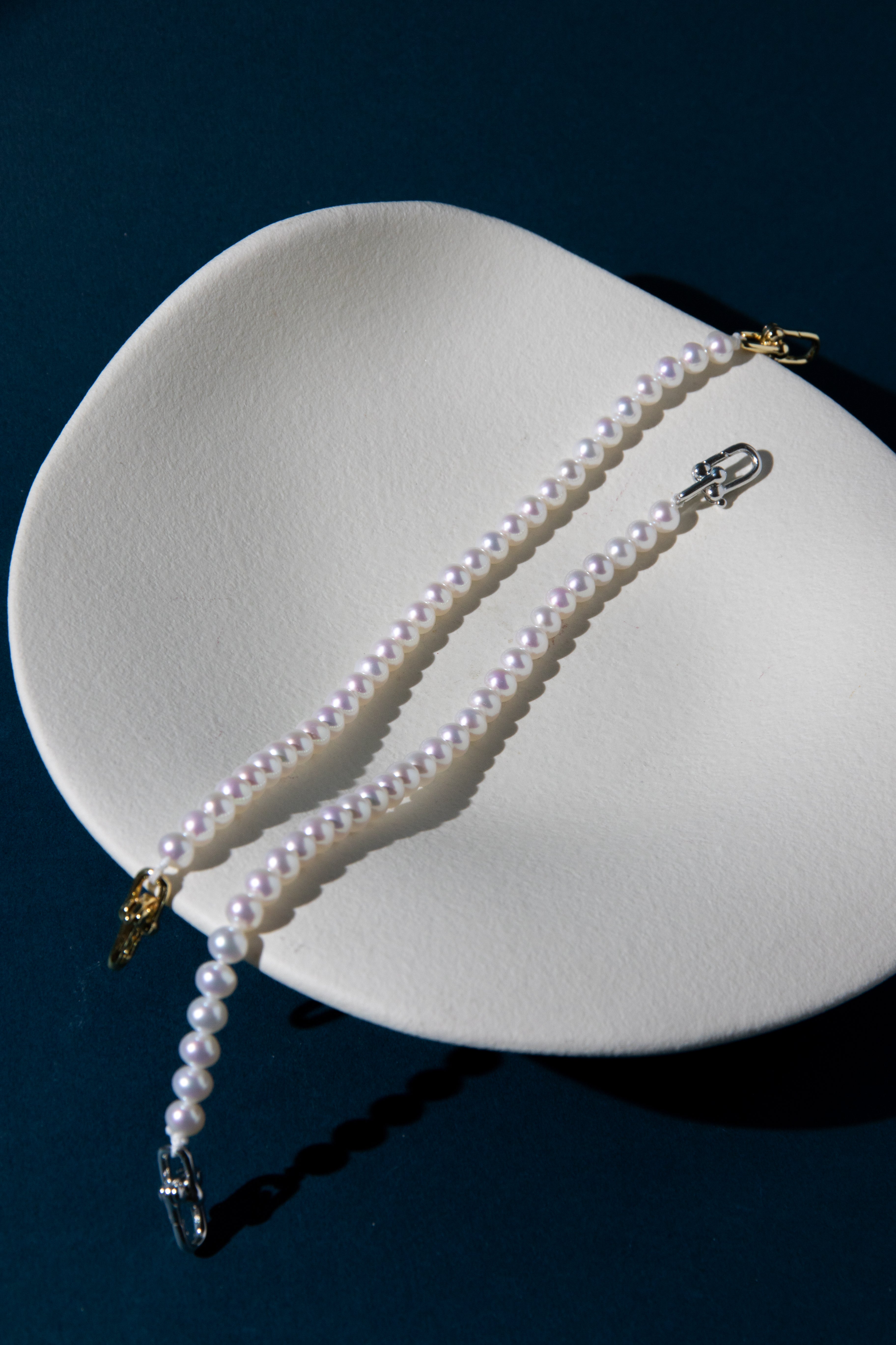 Excellent level standard super shiny white flat round pearl bracelets