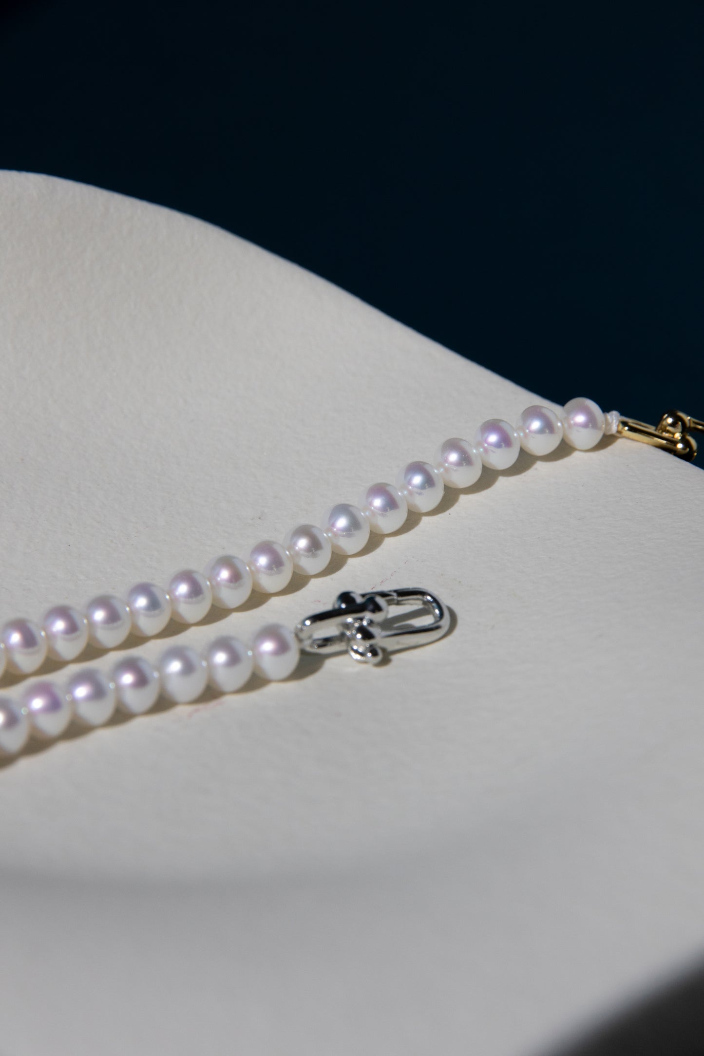 Excellent level standard super shiny white flat round pearl bracelets