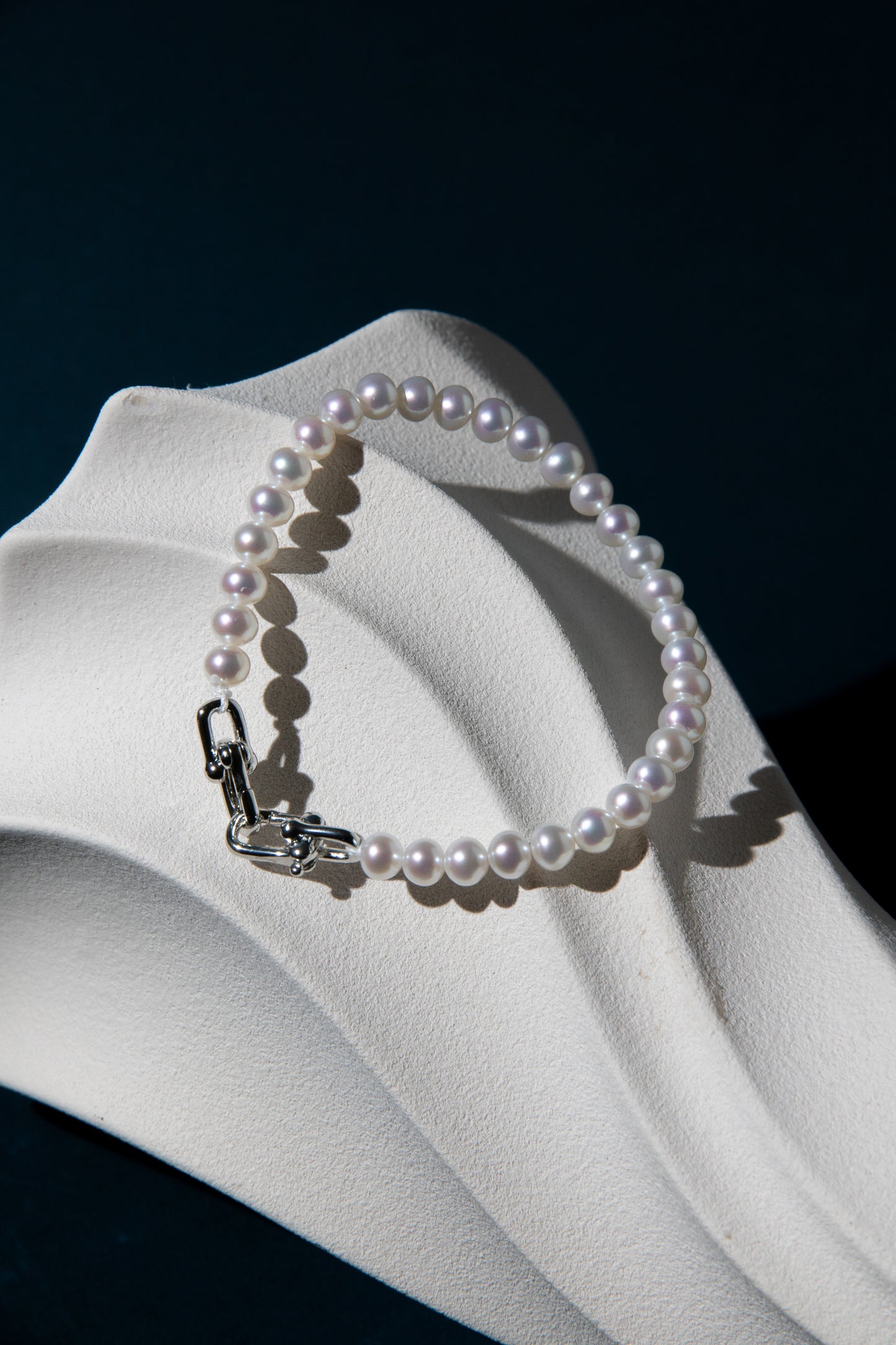Excellent level standard super shiny white flat round pearl bracelets