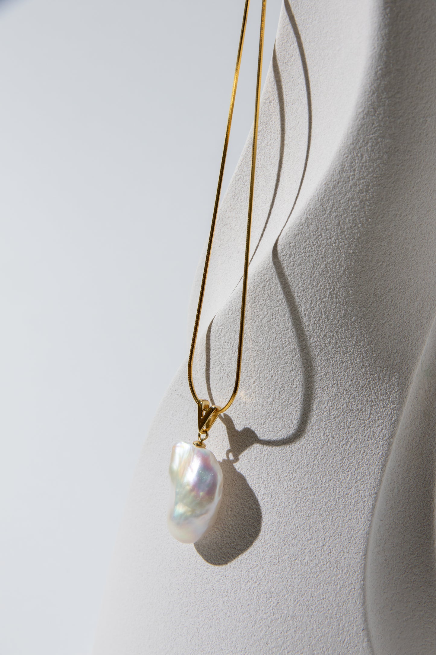 Top excellent level shiny standard white medium sized baroque pearl necklace-Nr.4