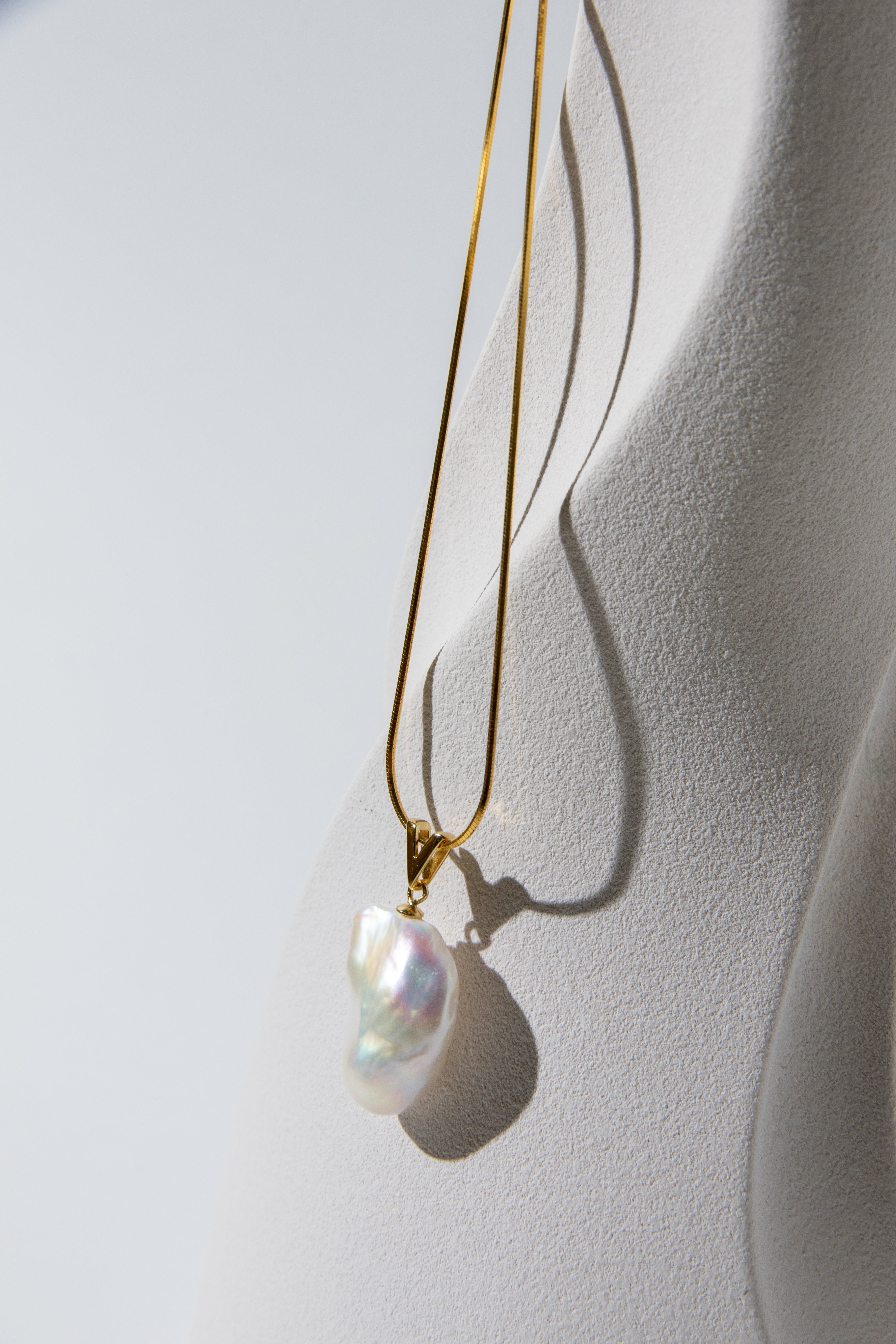 Top excellent level shiny standard white medium sized baroque pearl necklace-Nr.4