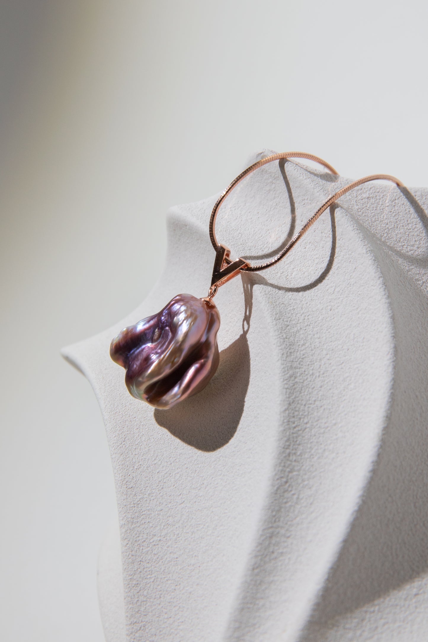 The universe rose- TOP excellent level uncommon seedless baroque pearl necklace