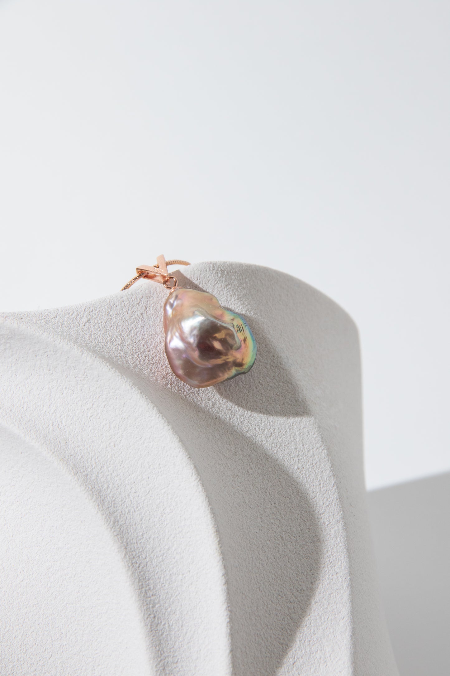 The universe rose- TOP excellent level uncommon seedless baroque pearl necklace