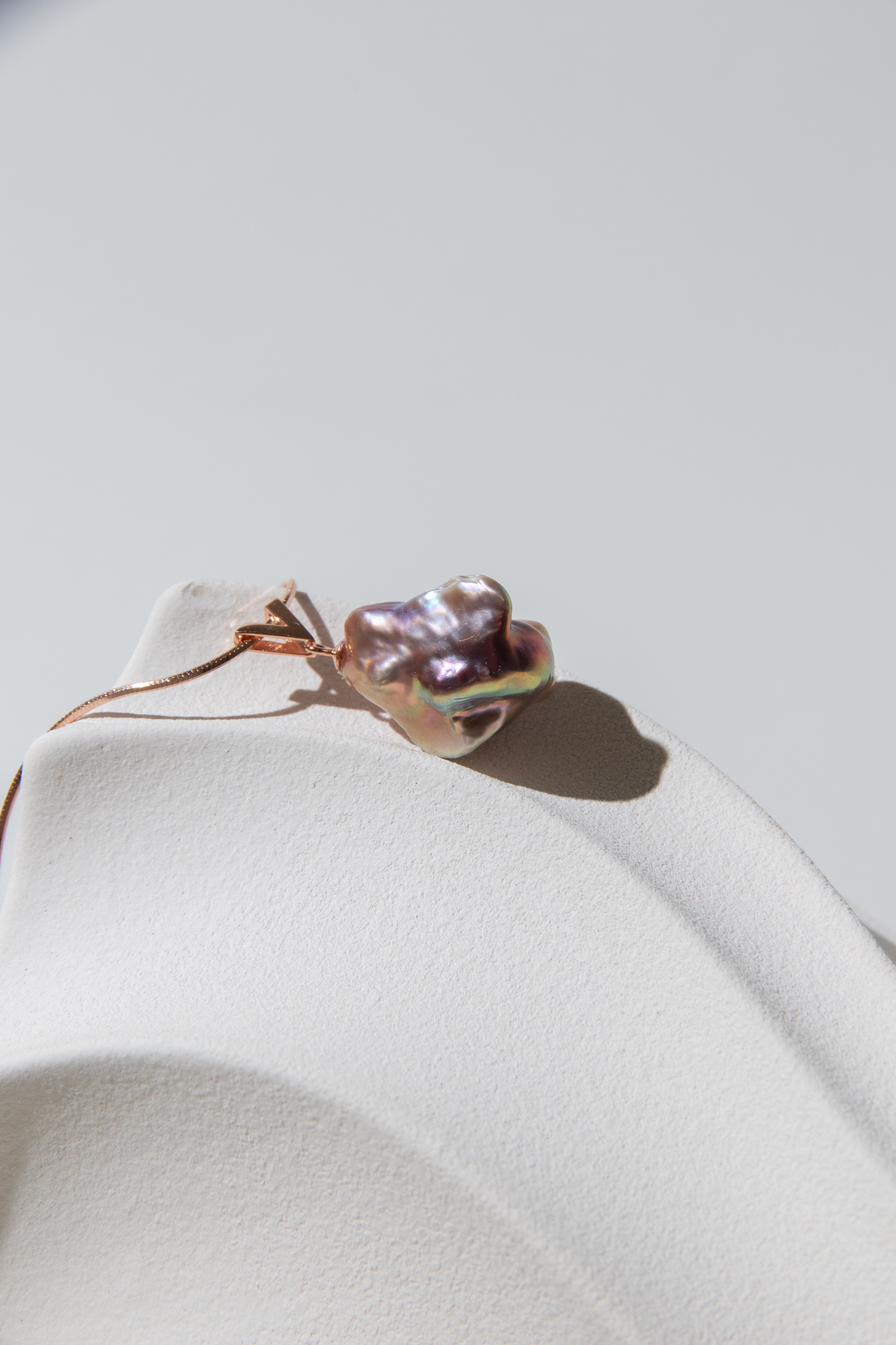 The universe rose- TOP excellent level uncommon seedless baroque pearl necklace