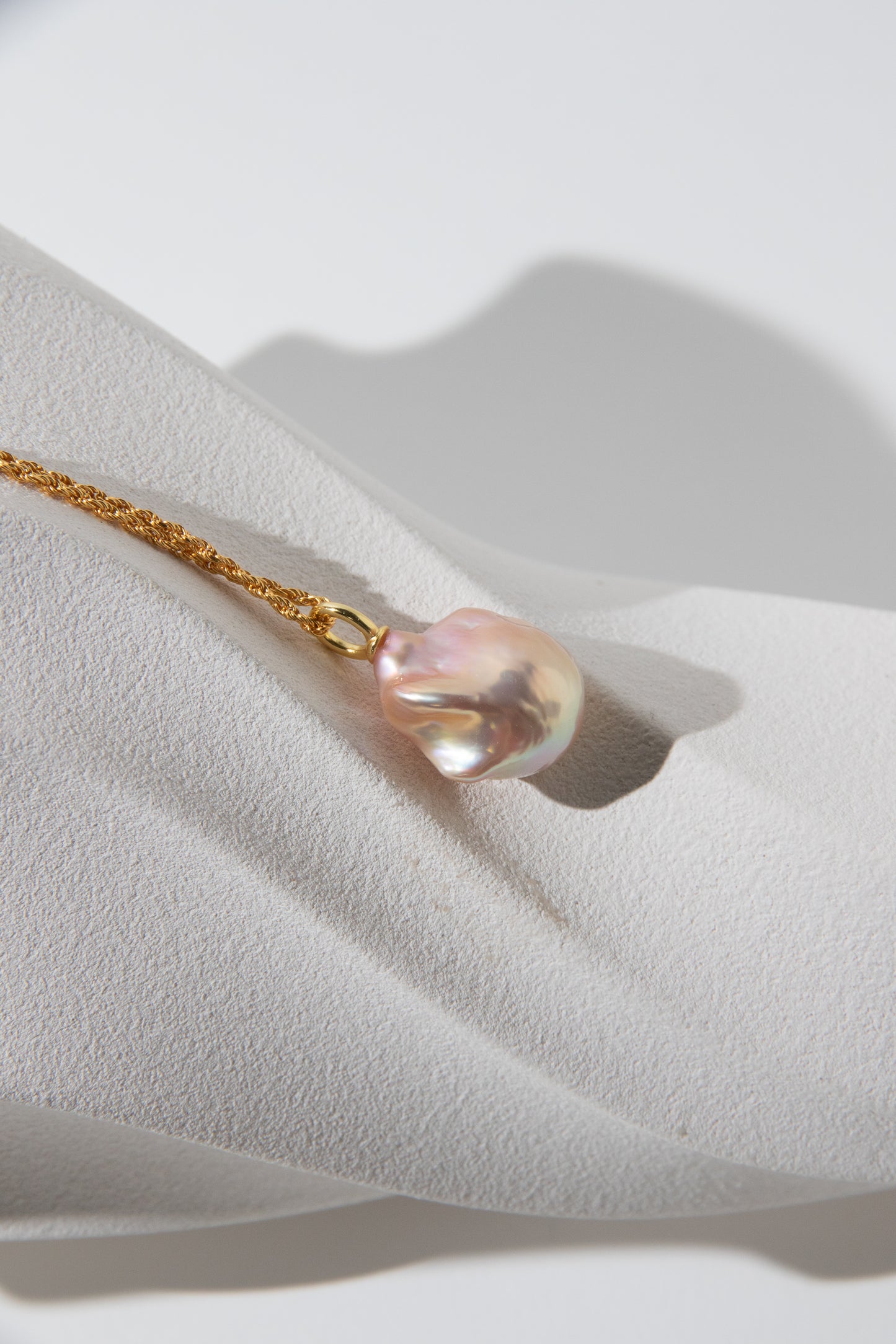 Golden magical peach- flawless unique excellent level baroque pearl necklace set.