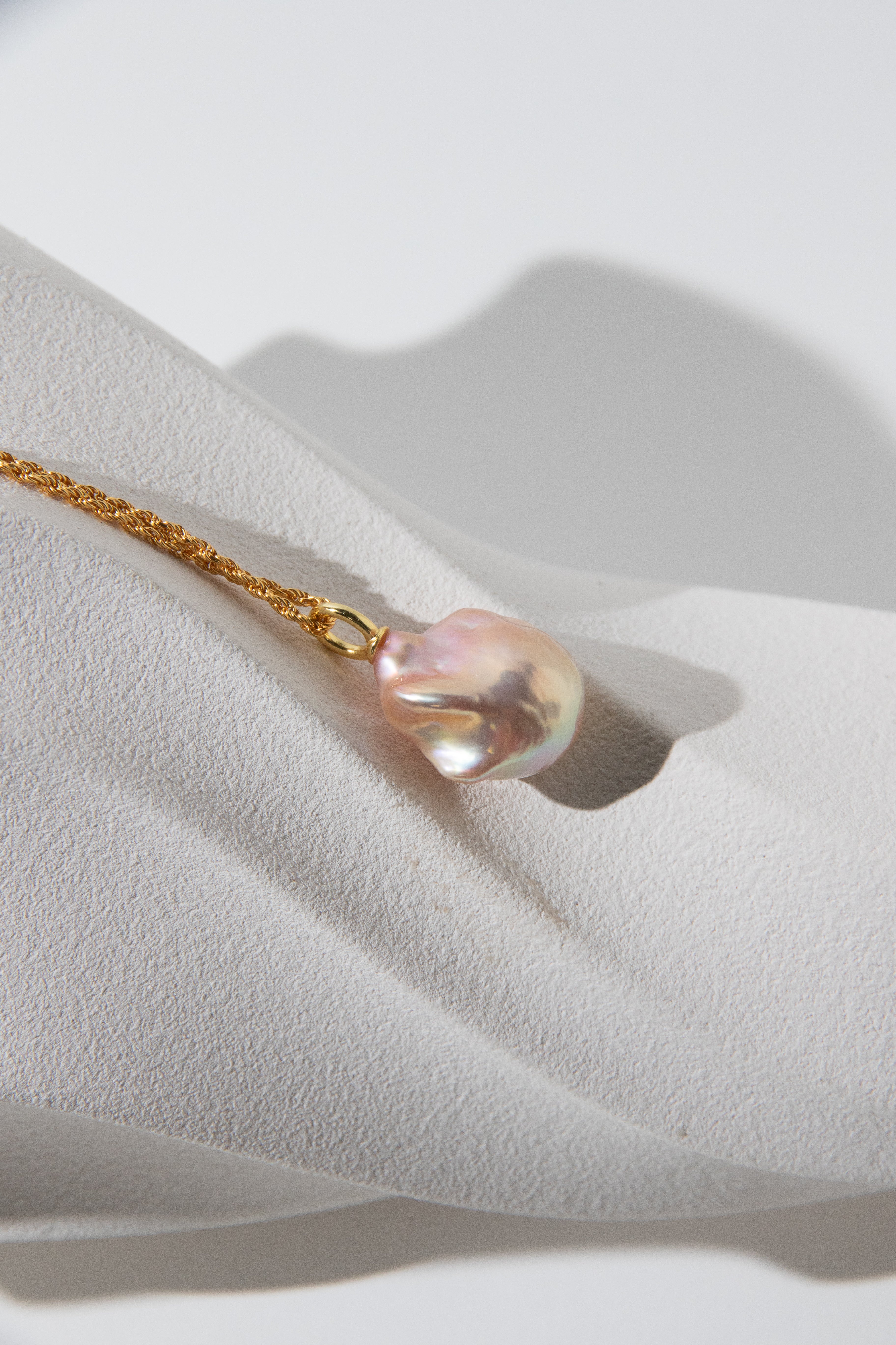 Golden magical peach- flawless unique excellent level baroque pearl necklace set.