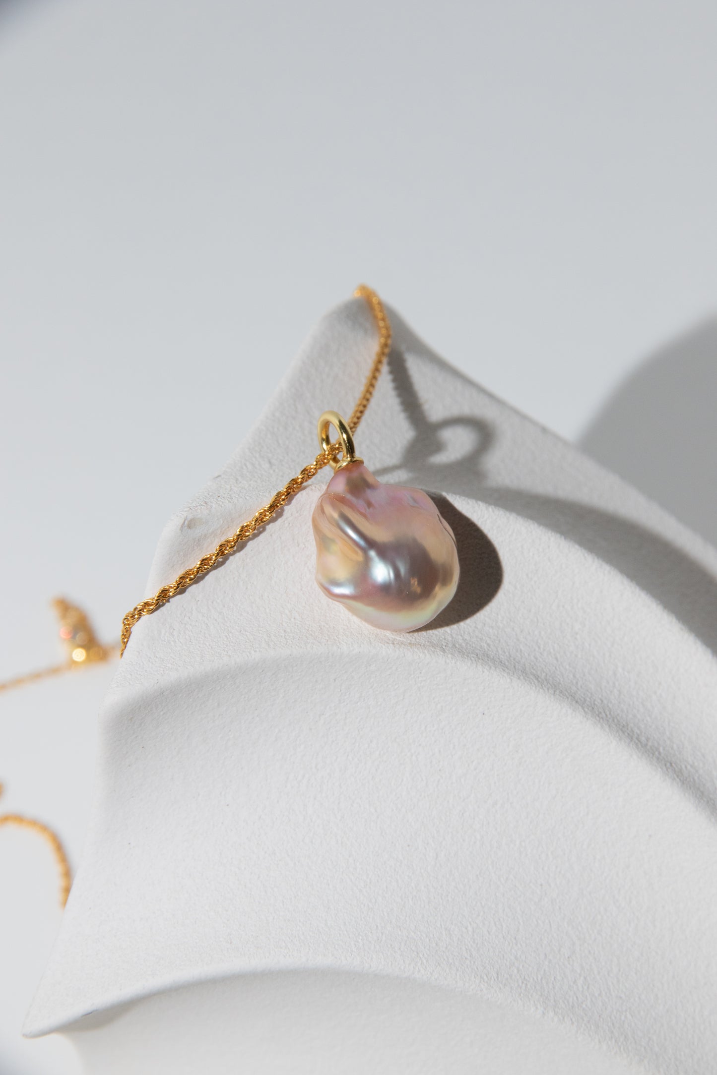 Golden magical peach- flawless unique excellent level baroque pearl necklace set.