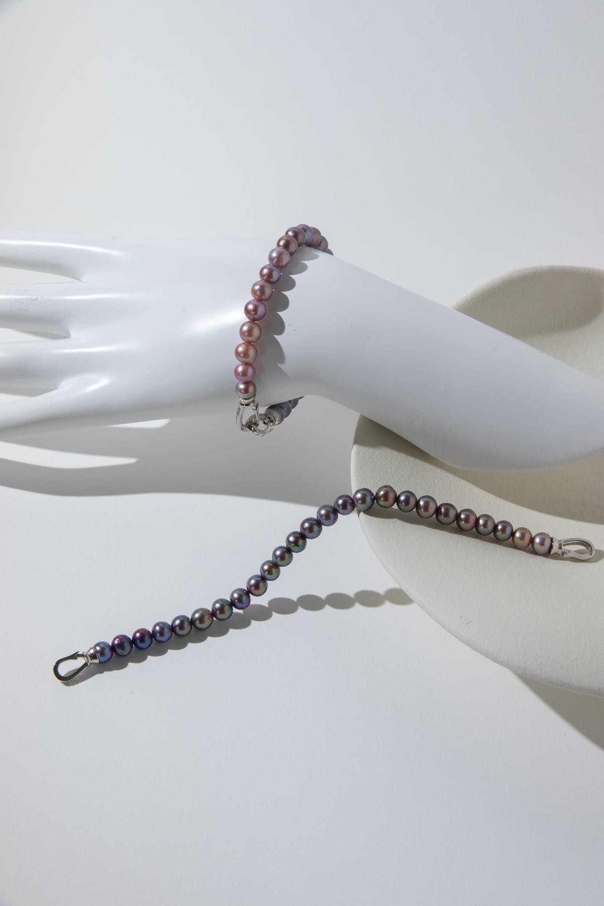 Purple rainbow round pearl bracelets.