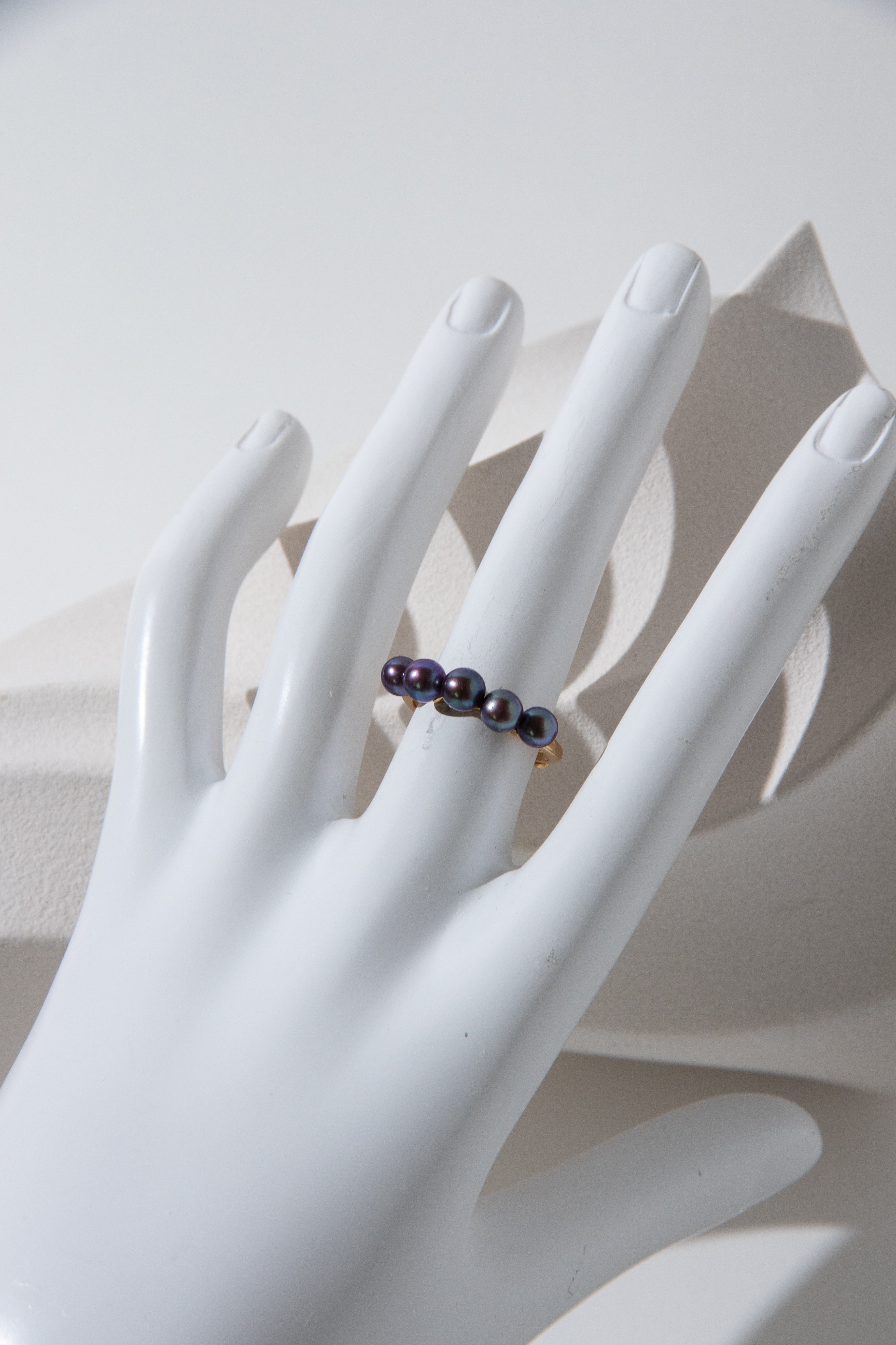 excellent level natural deep blue purple small round pearl ring