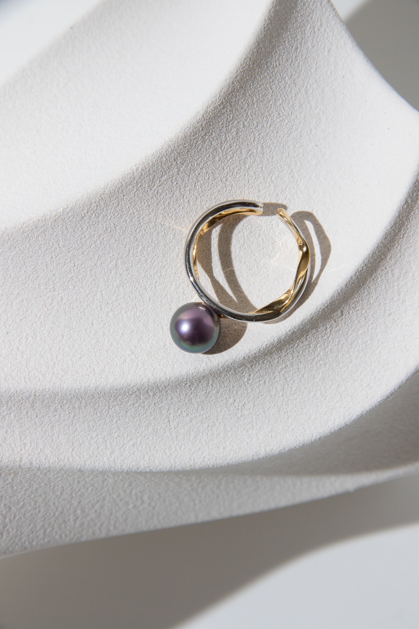 Silver Golden mixed- round pearl rings