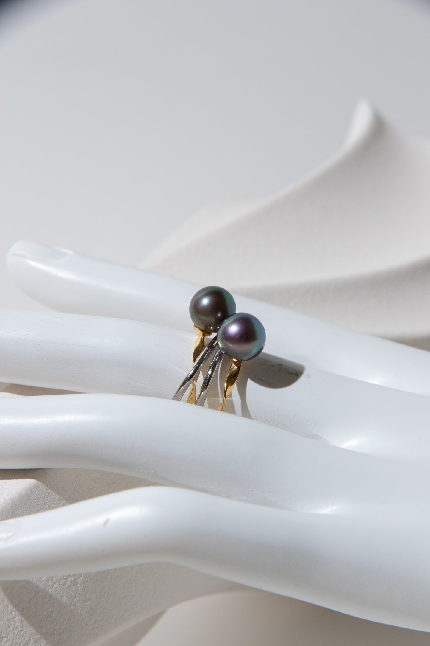 Silver Golden mixed- round pearl rings