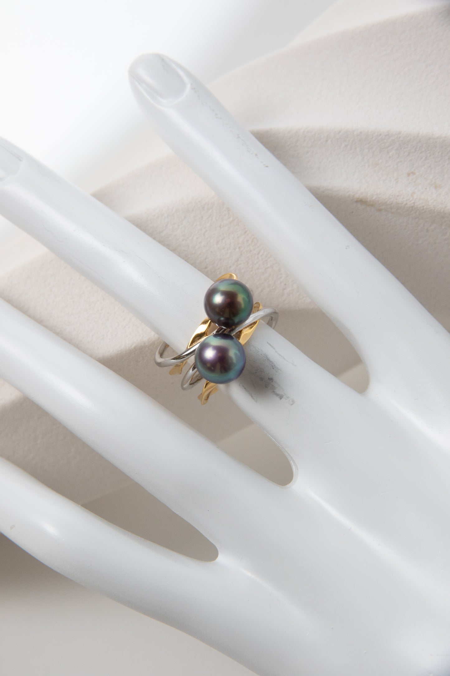 Silver Golden mixed- round pearl rings
