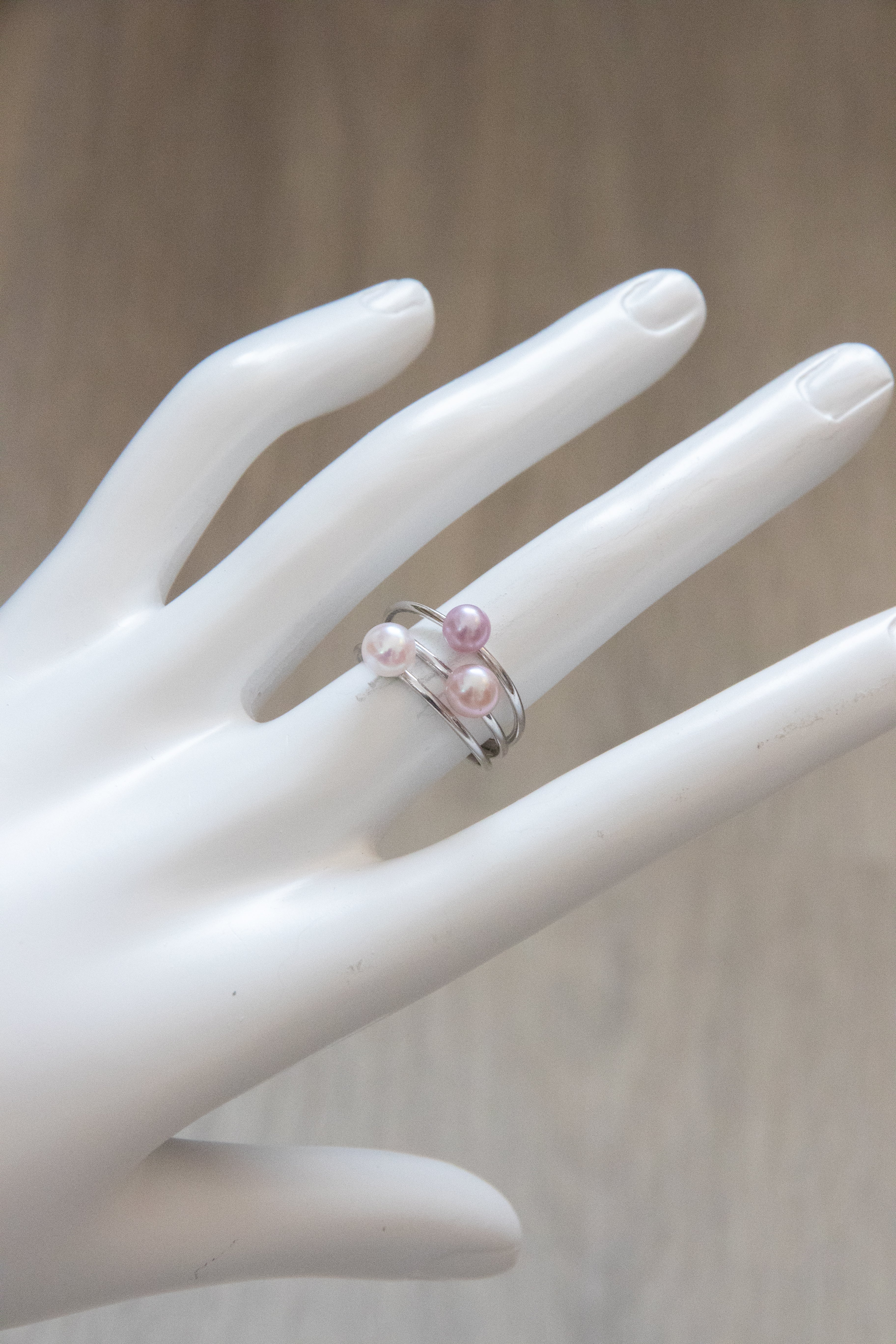 Triple pearls ring-spring special collections.