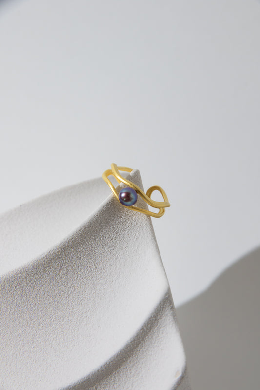 mini small round pearl ring in matte gold plated silver ring