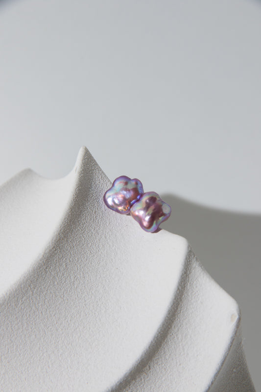 Lavender lilac color clover pearl ear studs-excellent level-NR.5