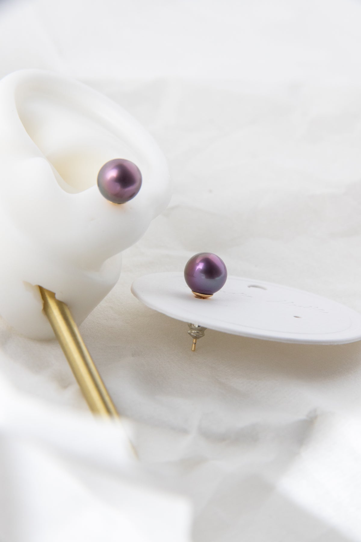 Natural purple round pearl ear studs-excellent level-NR.1