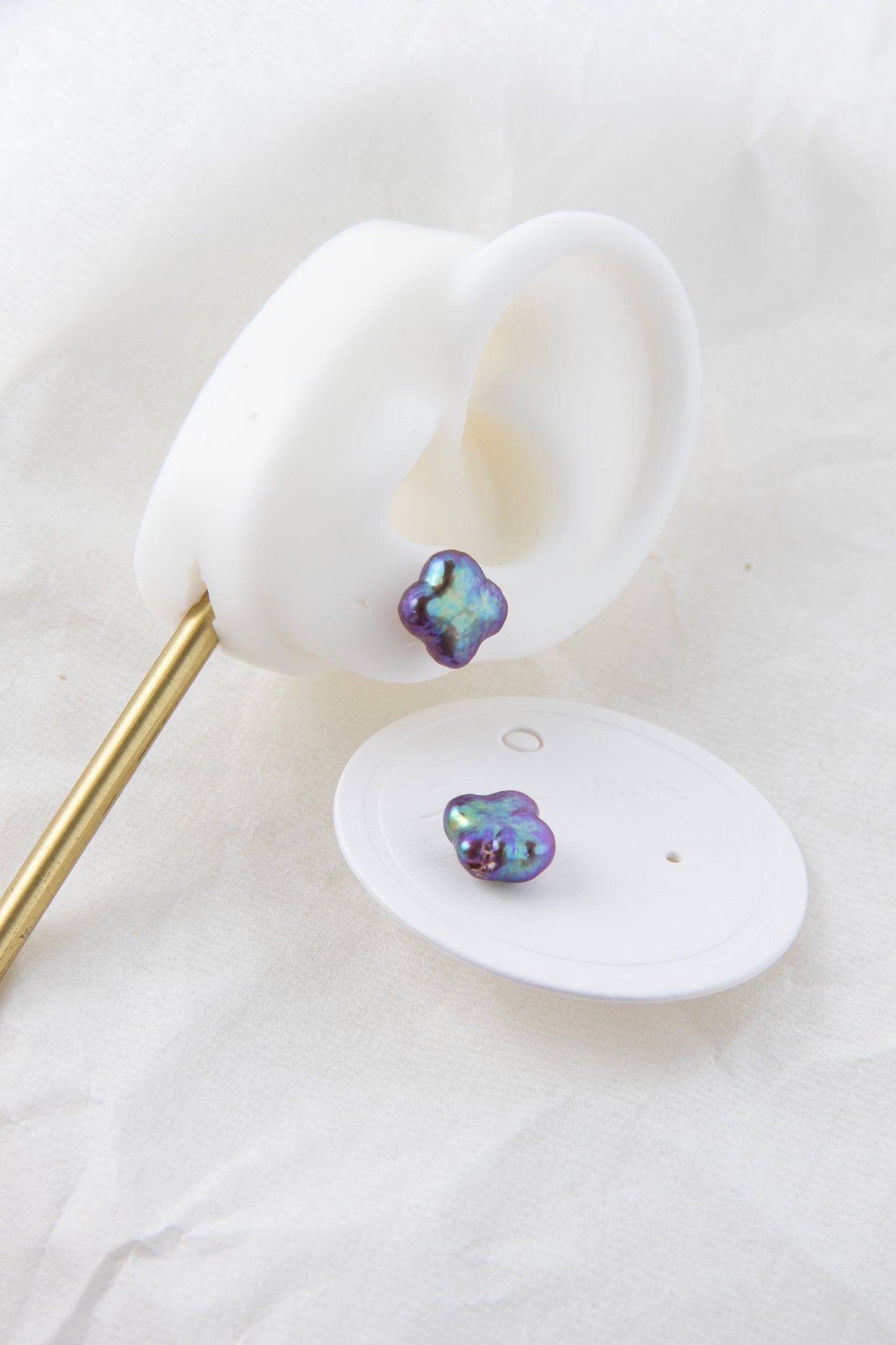 Vivid aurora purple clover pearl ear studs- excellent level-Nr.2