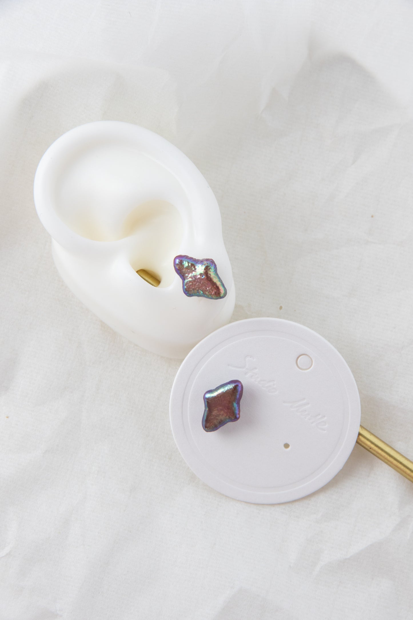 Polar star shaped vivid aurora purple colored pearl studs-NR.1