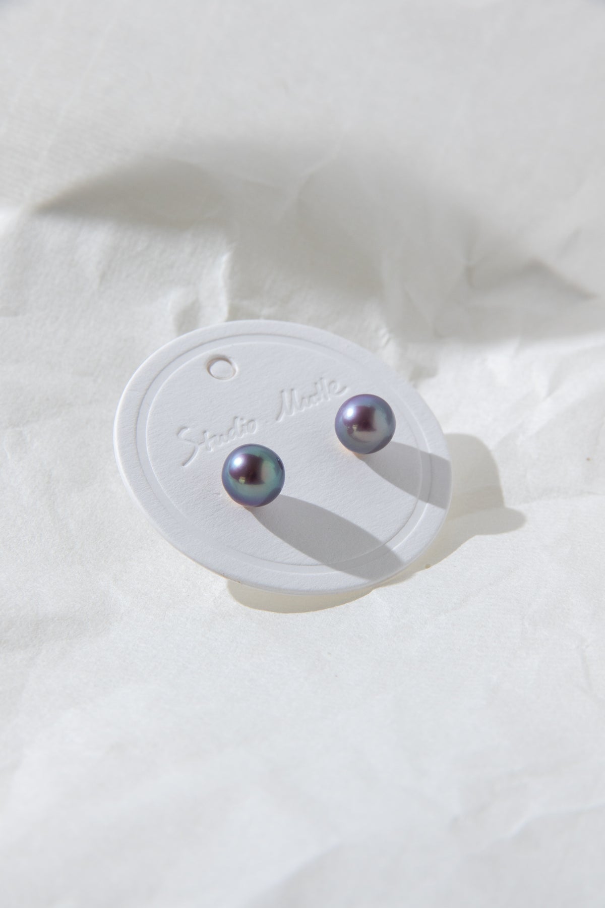 Blue-purple round pearl studs-Nr.4