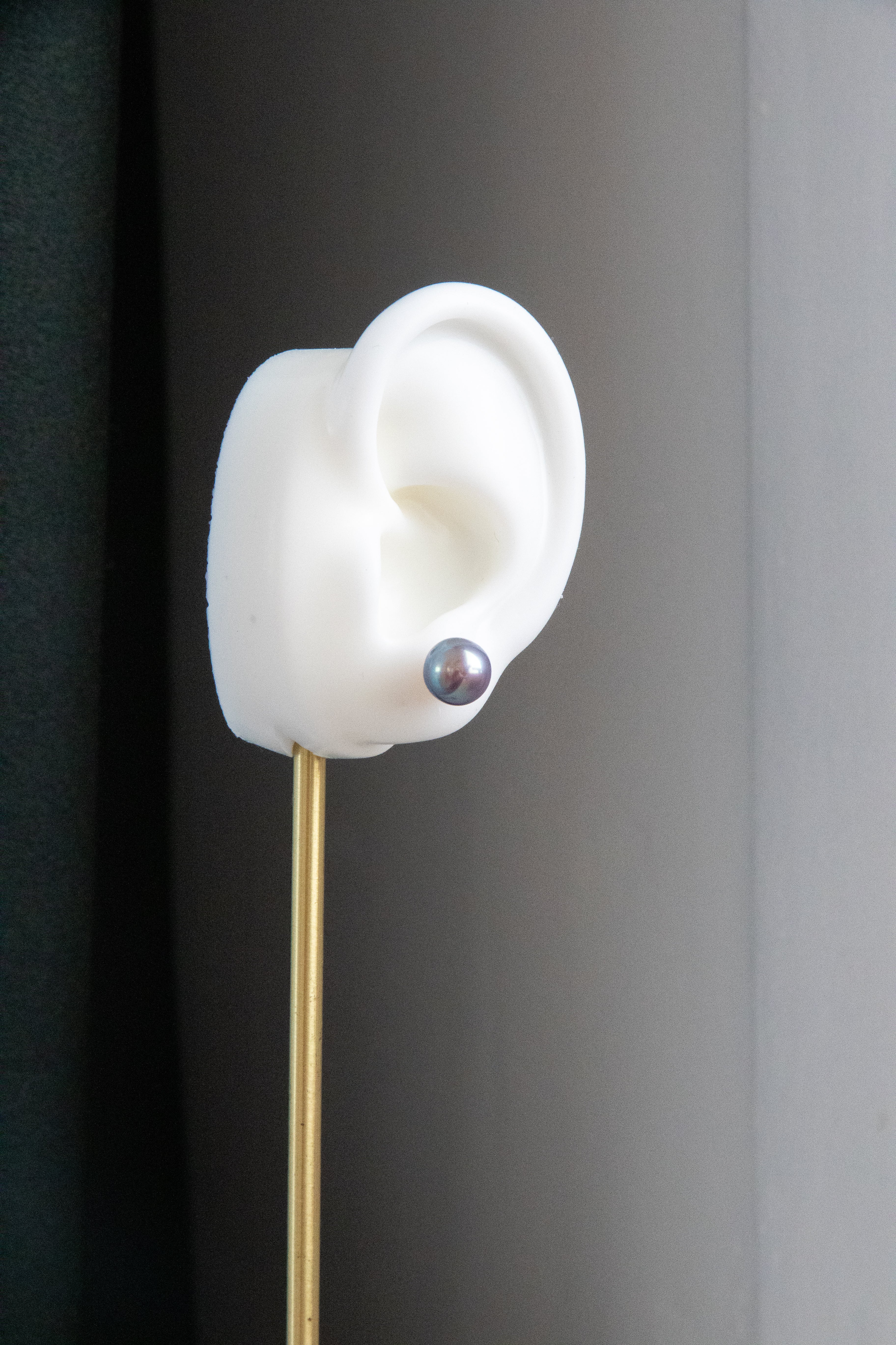 Blue-purple round pearl studs-Nr.4