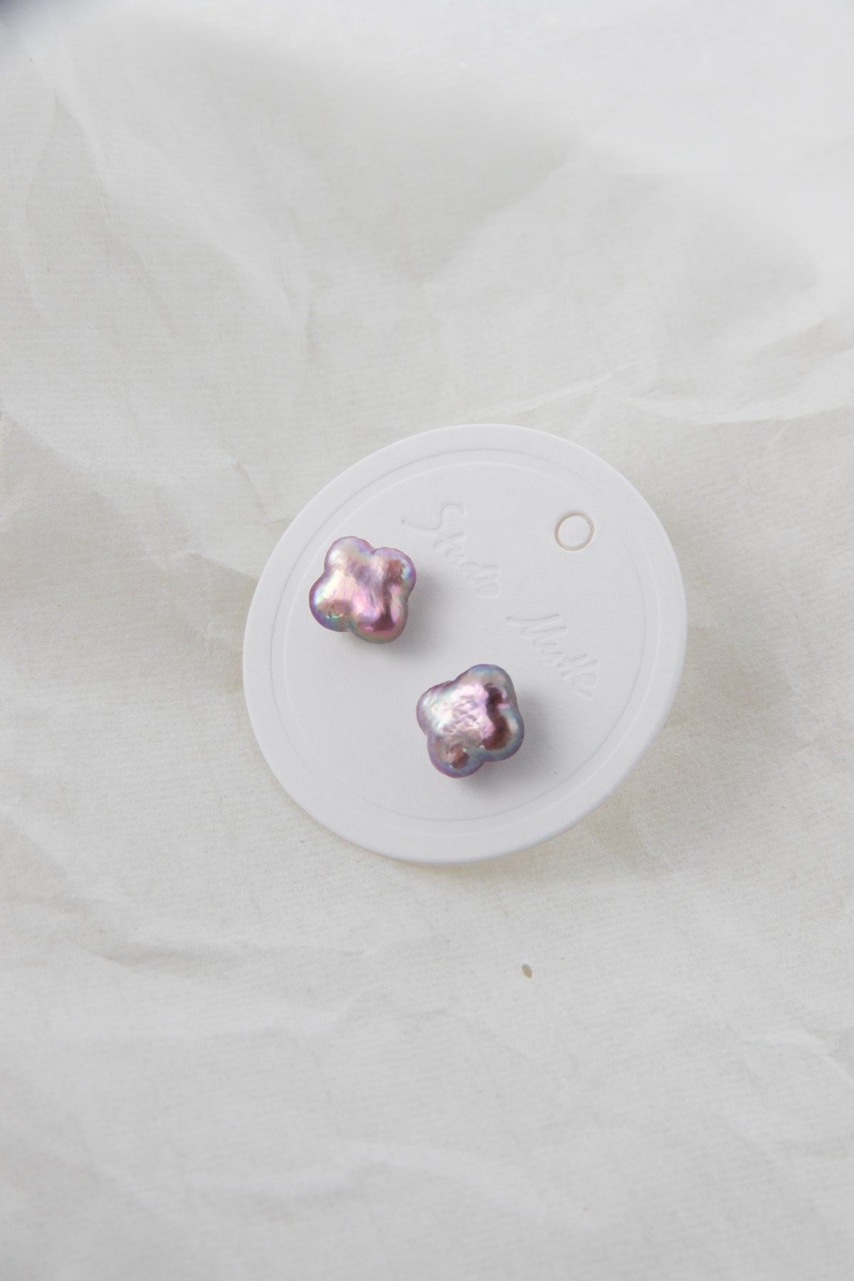 Natural lavender purple clover shaped pearl studs-excellent level-Nr.4