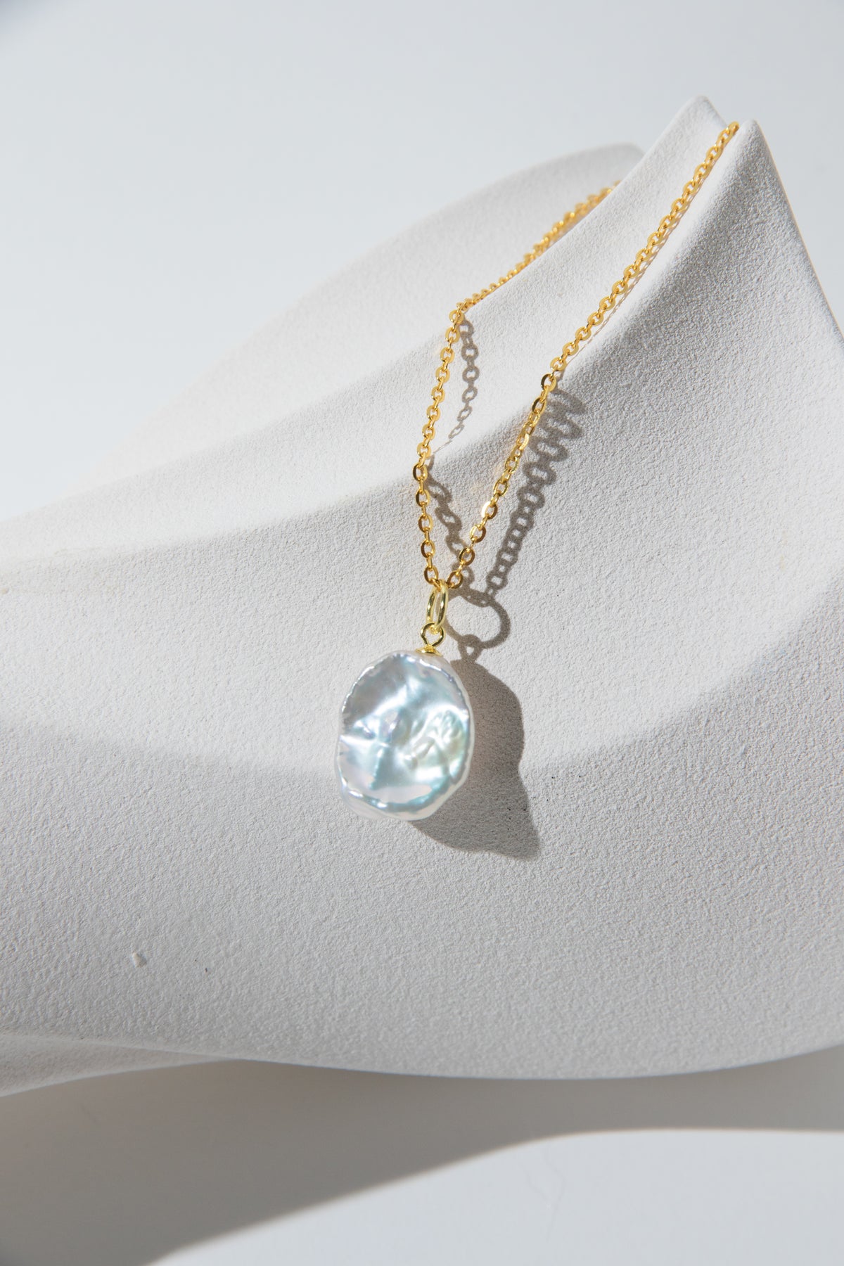 Shiny seedless standard white flawless petal pearl necklace-gold plated silver