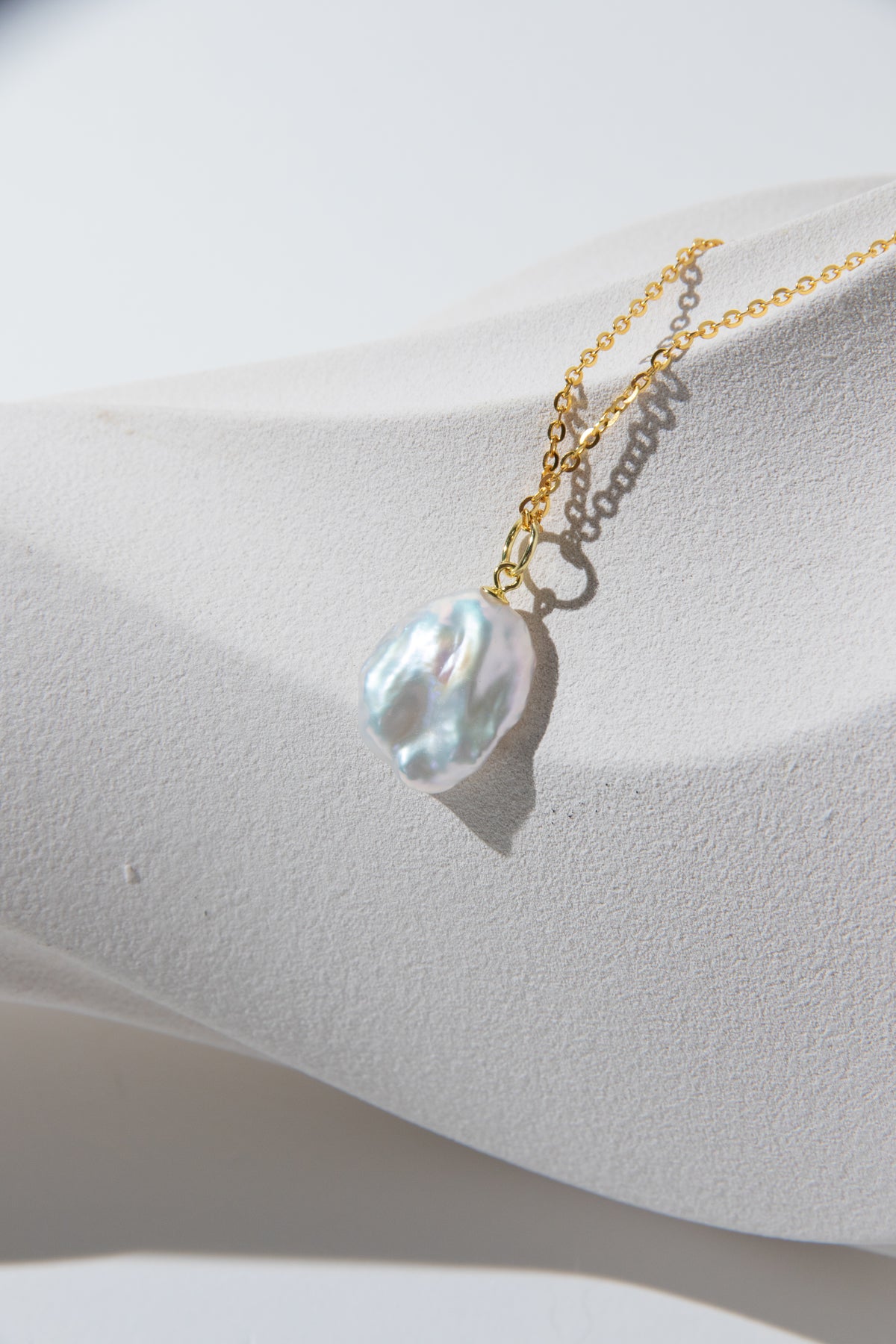 Shiny seedless standard white flawless petal pearl necklace-gold plated silver