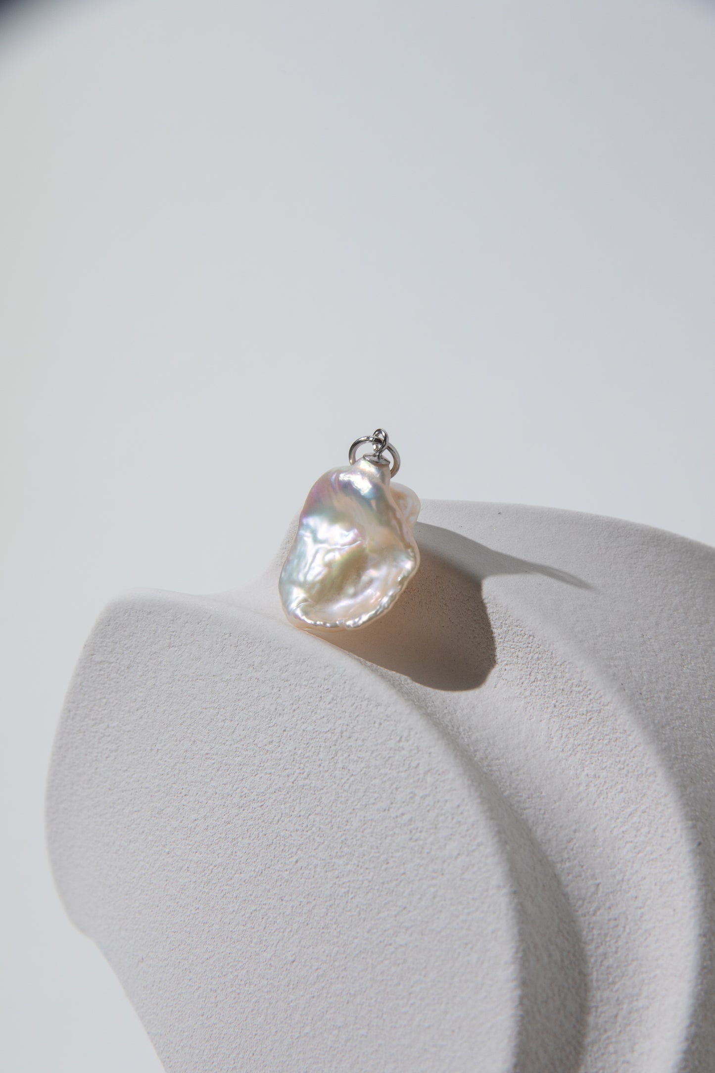 Entry level natural golden seedless petal pearl pendant Nr.2