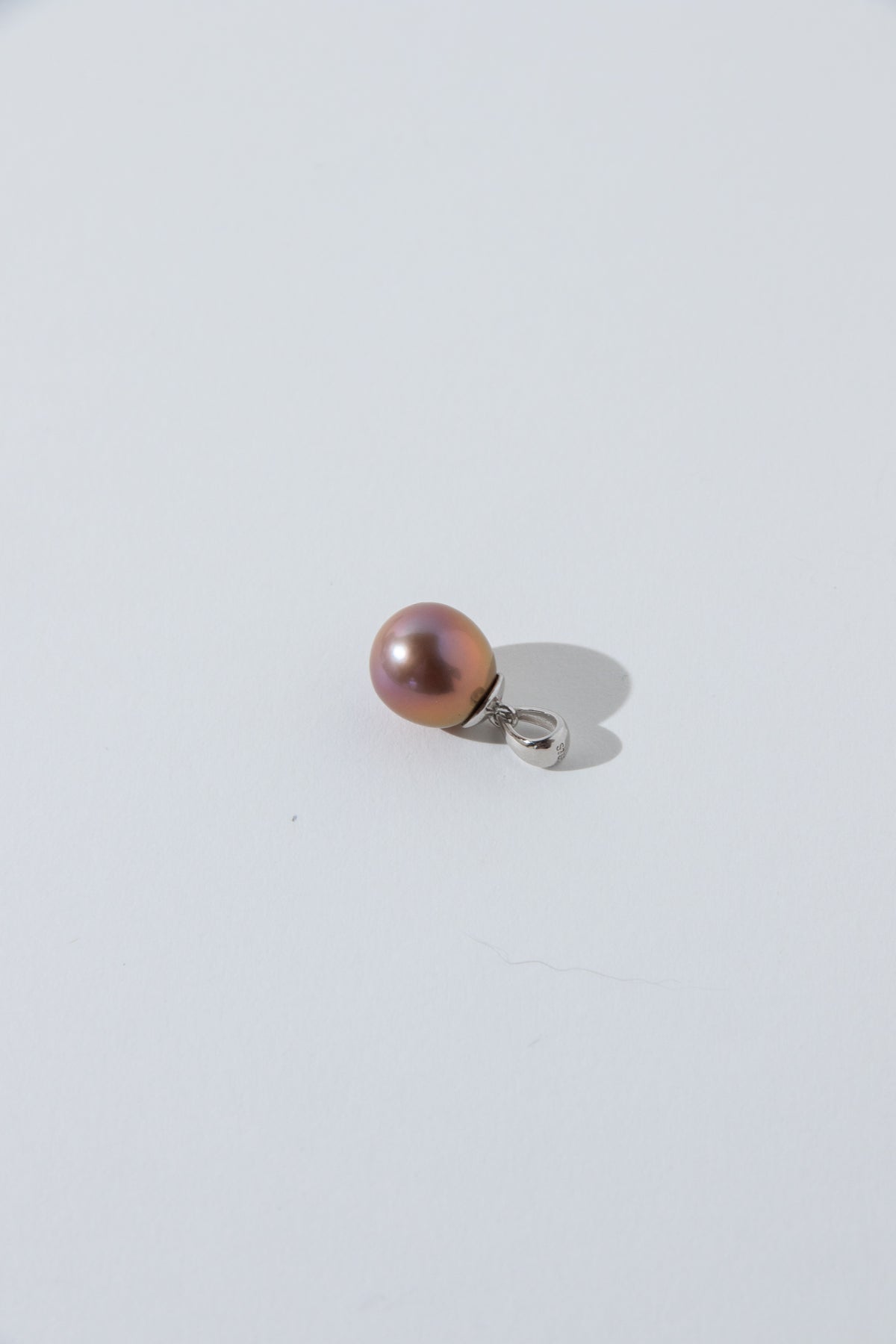 Deep brown drop shaped pearl pendant