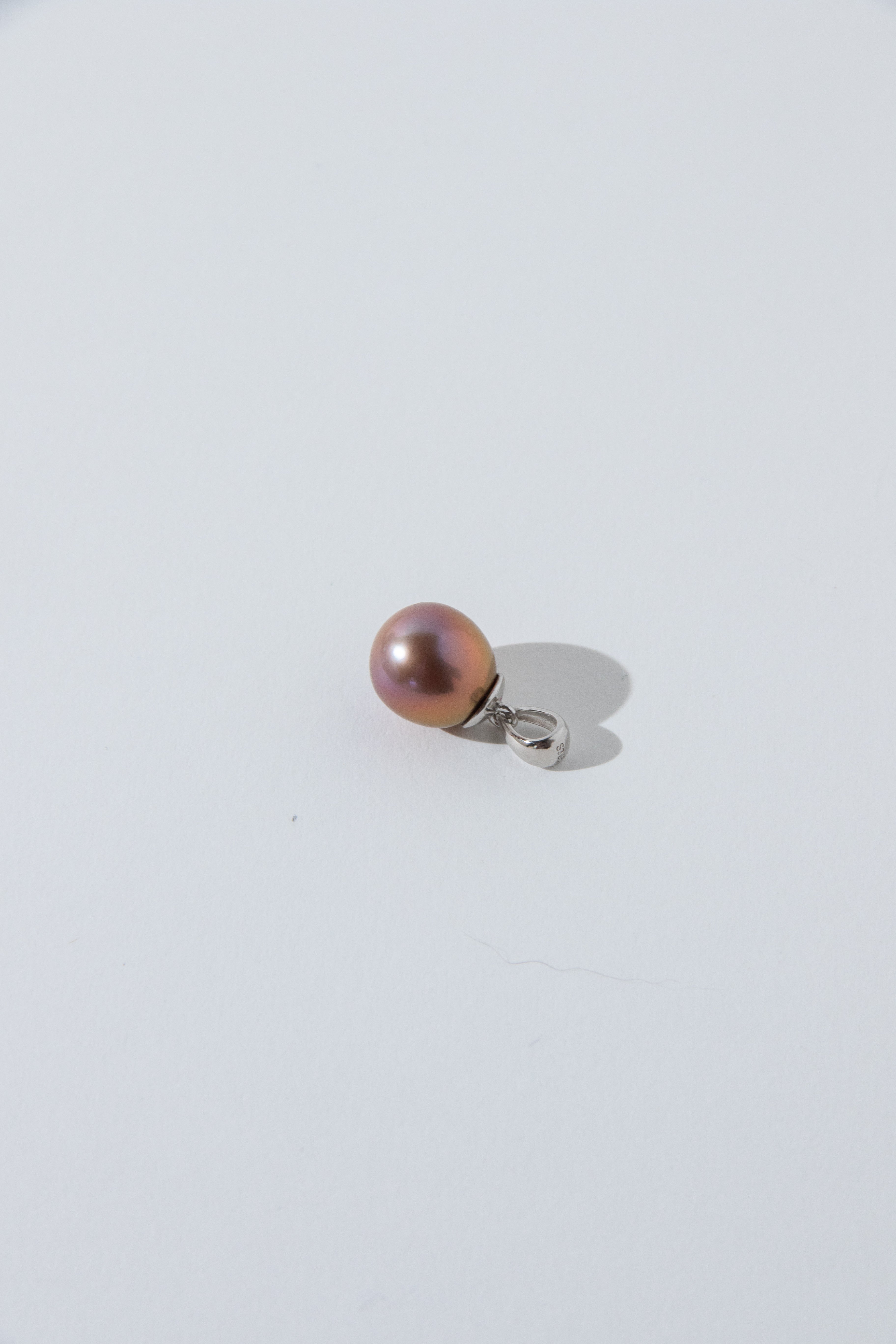 Deep brown drop shaped pearl pendant