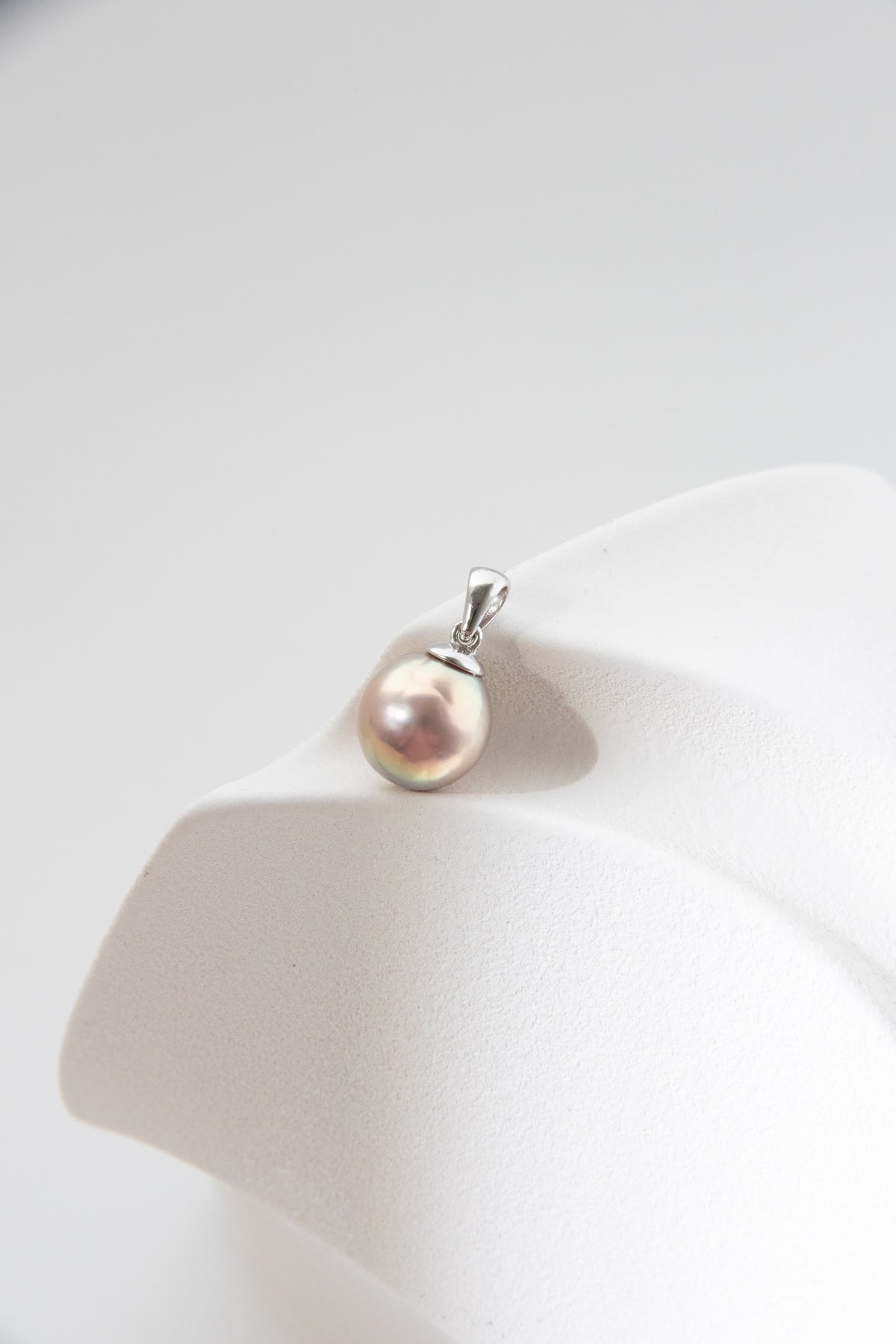 Big light metallic mild olive green pearl pendant