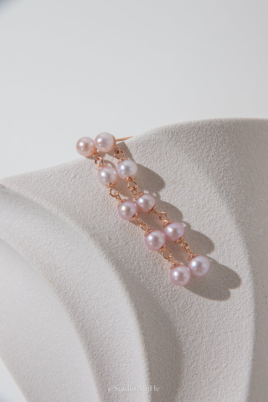 Pink rain in rose garden-Long natural baby pink round pearls earring