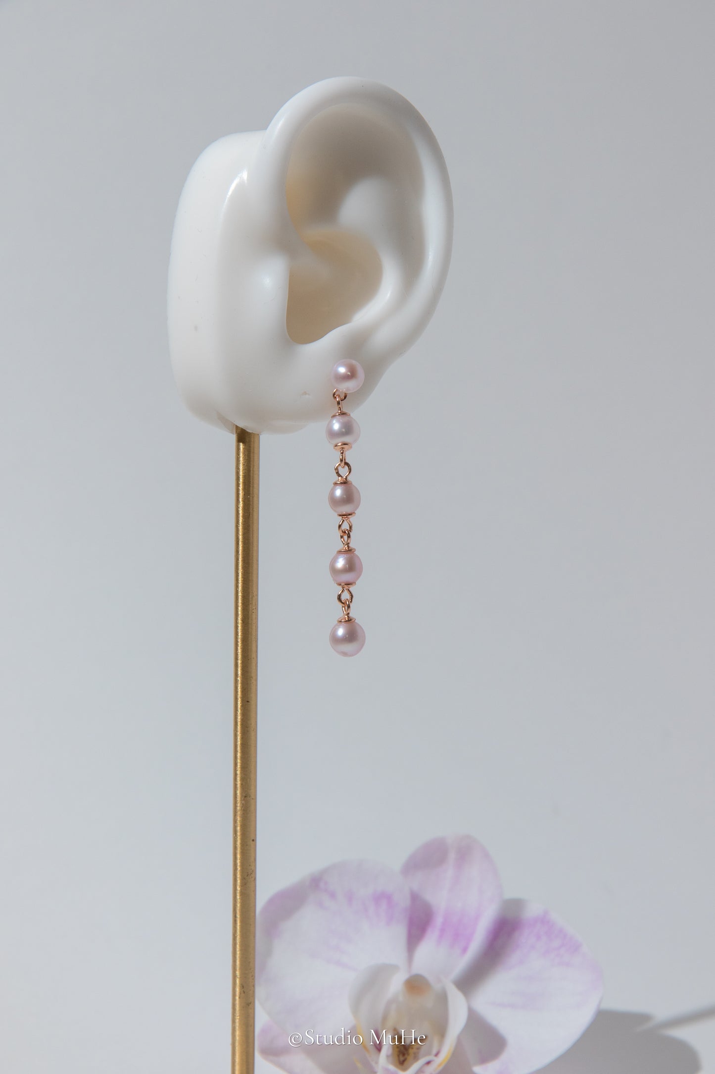 Pink rain in rose garden-Long natural baby pink round pearls earring