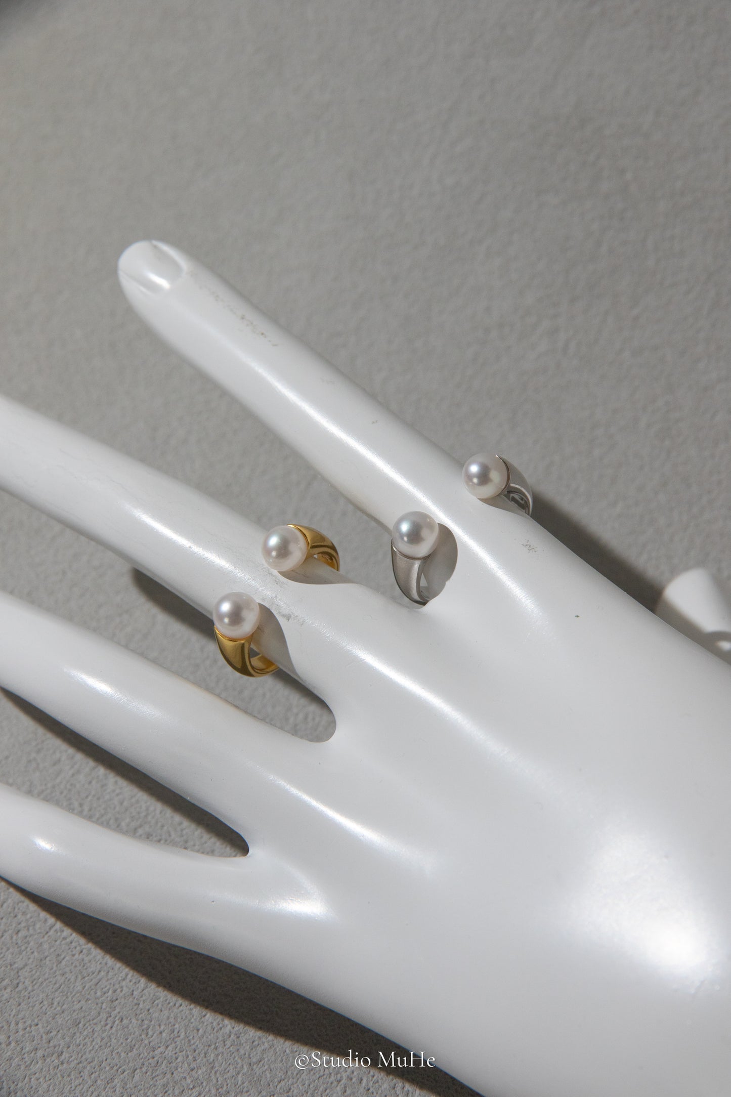 Daily classic double pearl ring