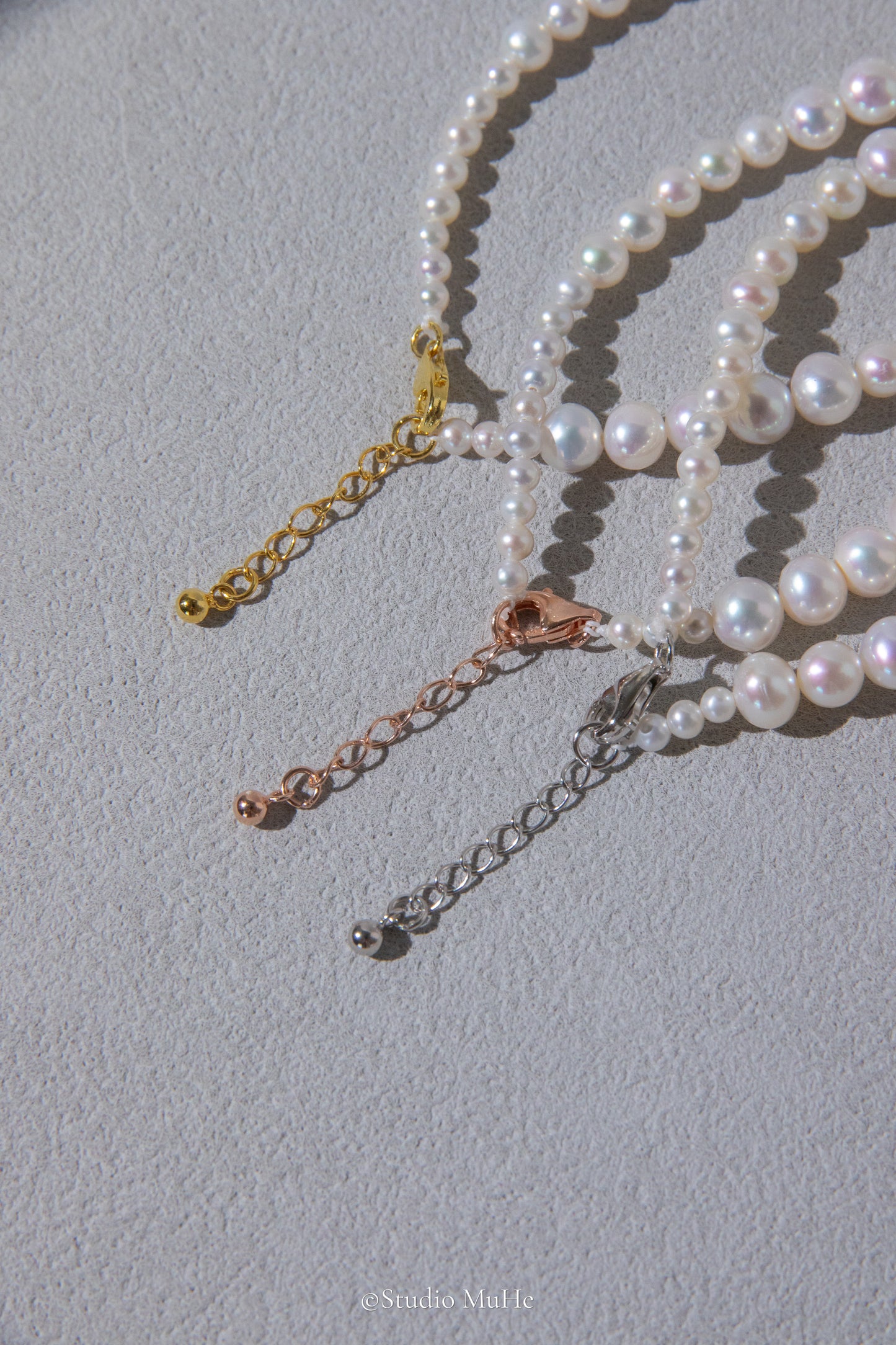 Gradient white pearl bracelet Nr.1