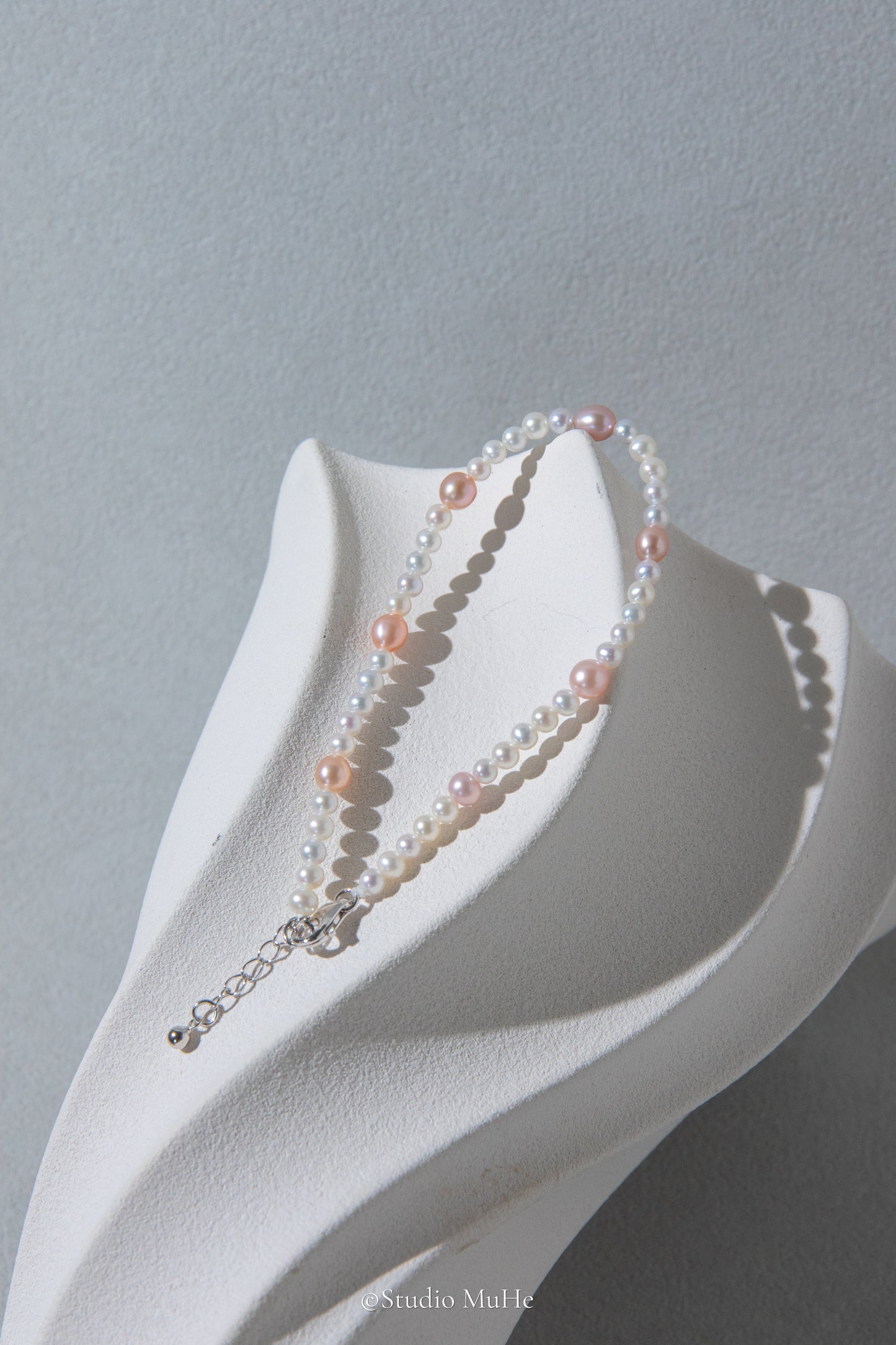 Summer flower rain-single layer mixed white and pink pearl bracelet