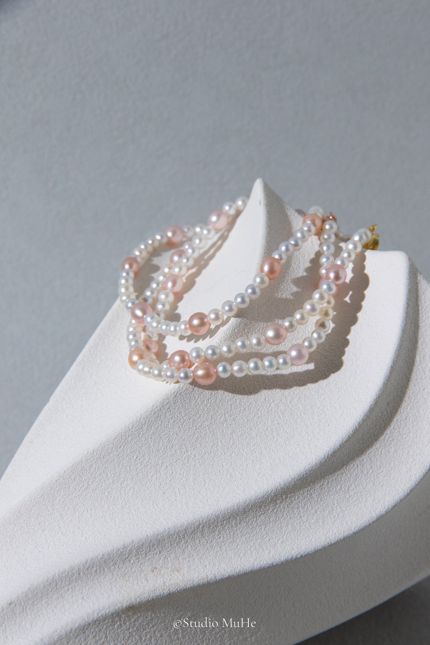 Summer flower rain-single layer mixed white and pink pearl bracelet