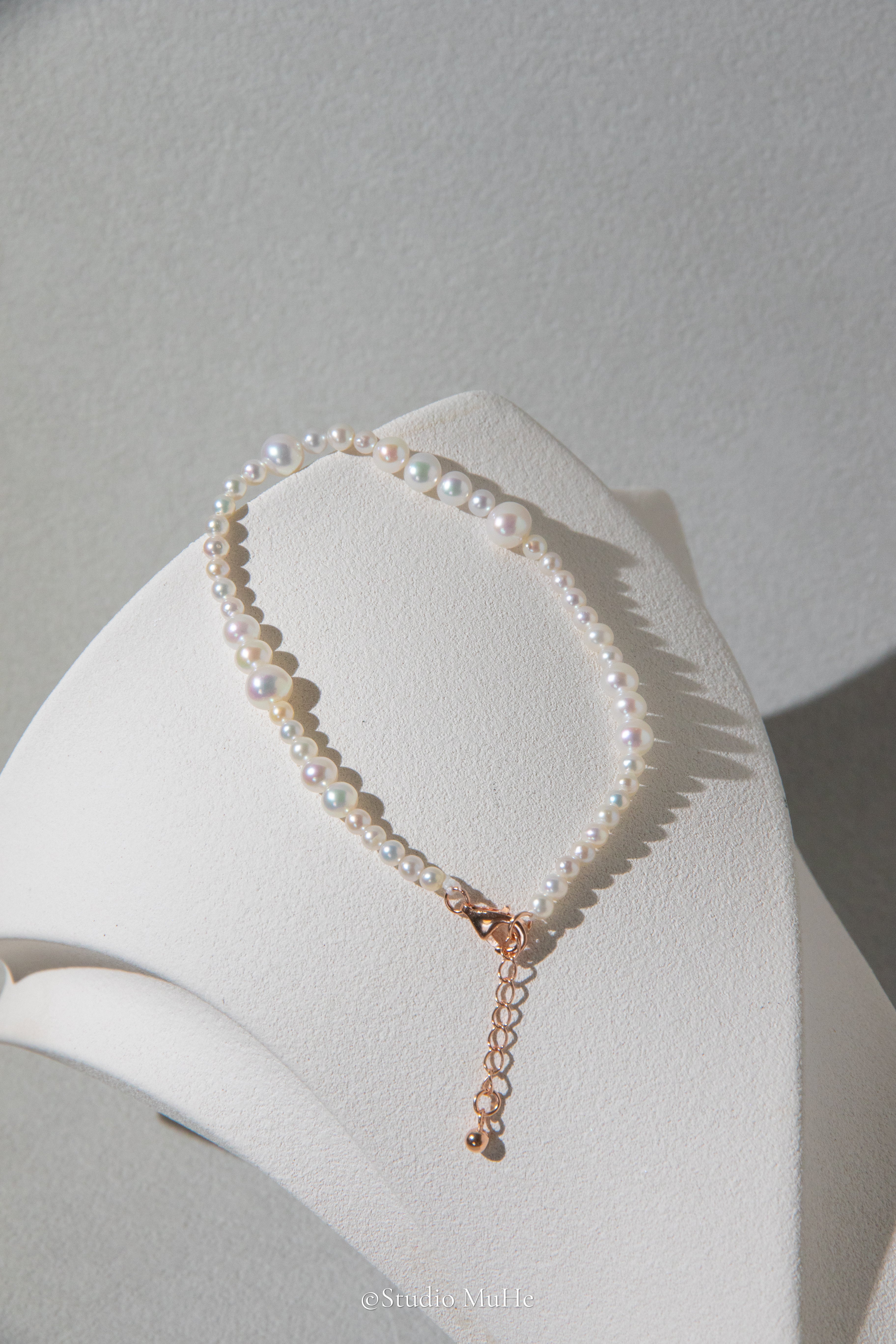 Summer dance - mixed white freshwater pearl bracelet