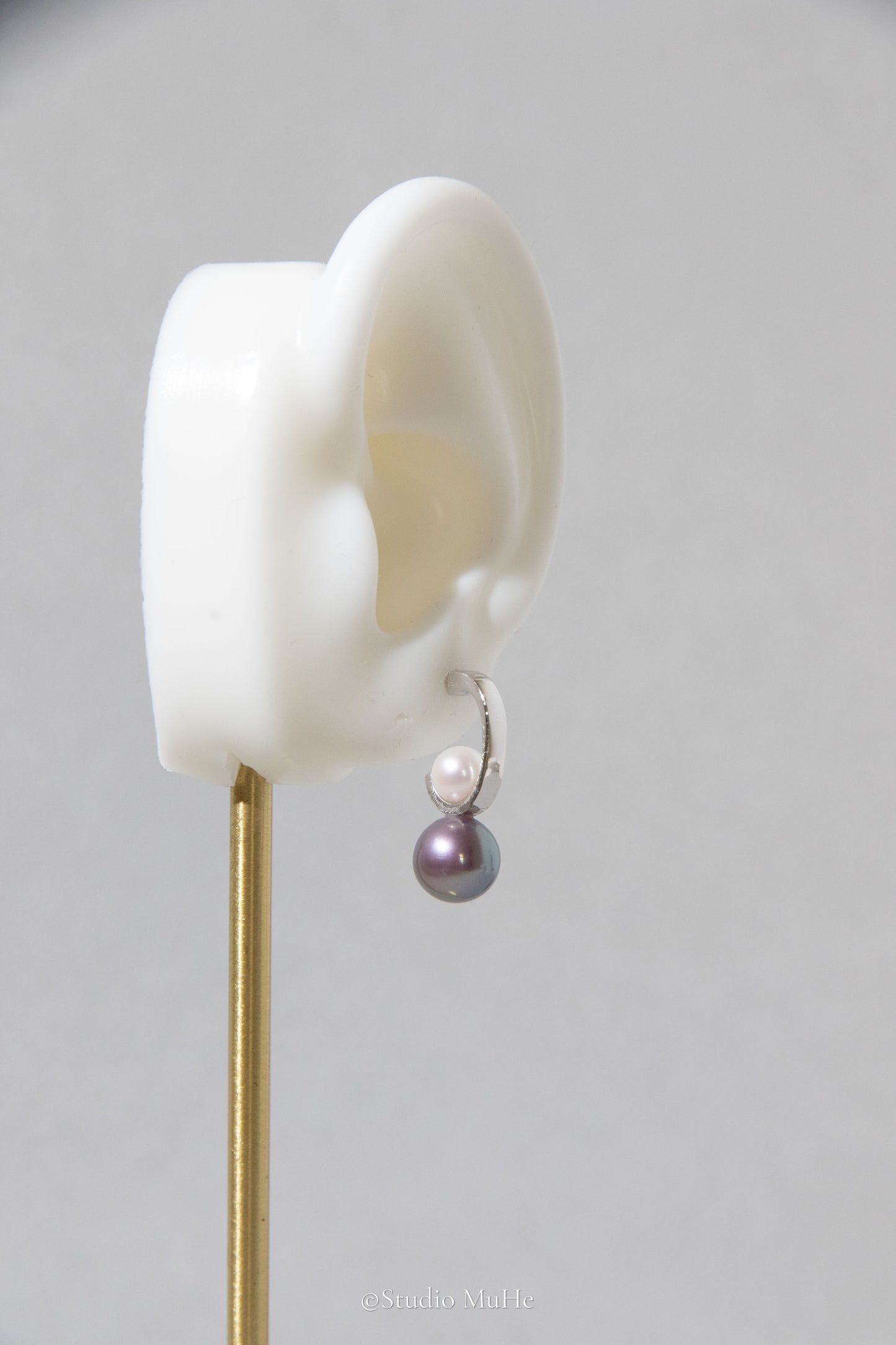 Colorful Planets-Daily ear studs with natural freshwater pearls.