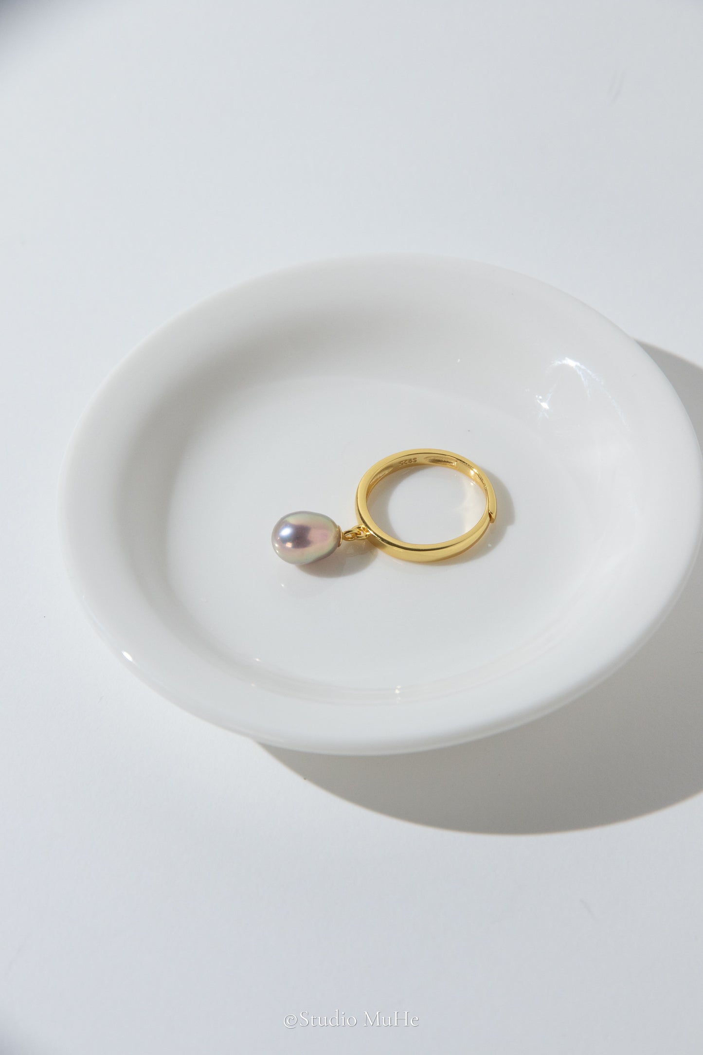 Golden Pink apple- Excellent level drop shaped freshwater pearl ring in dancing structure