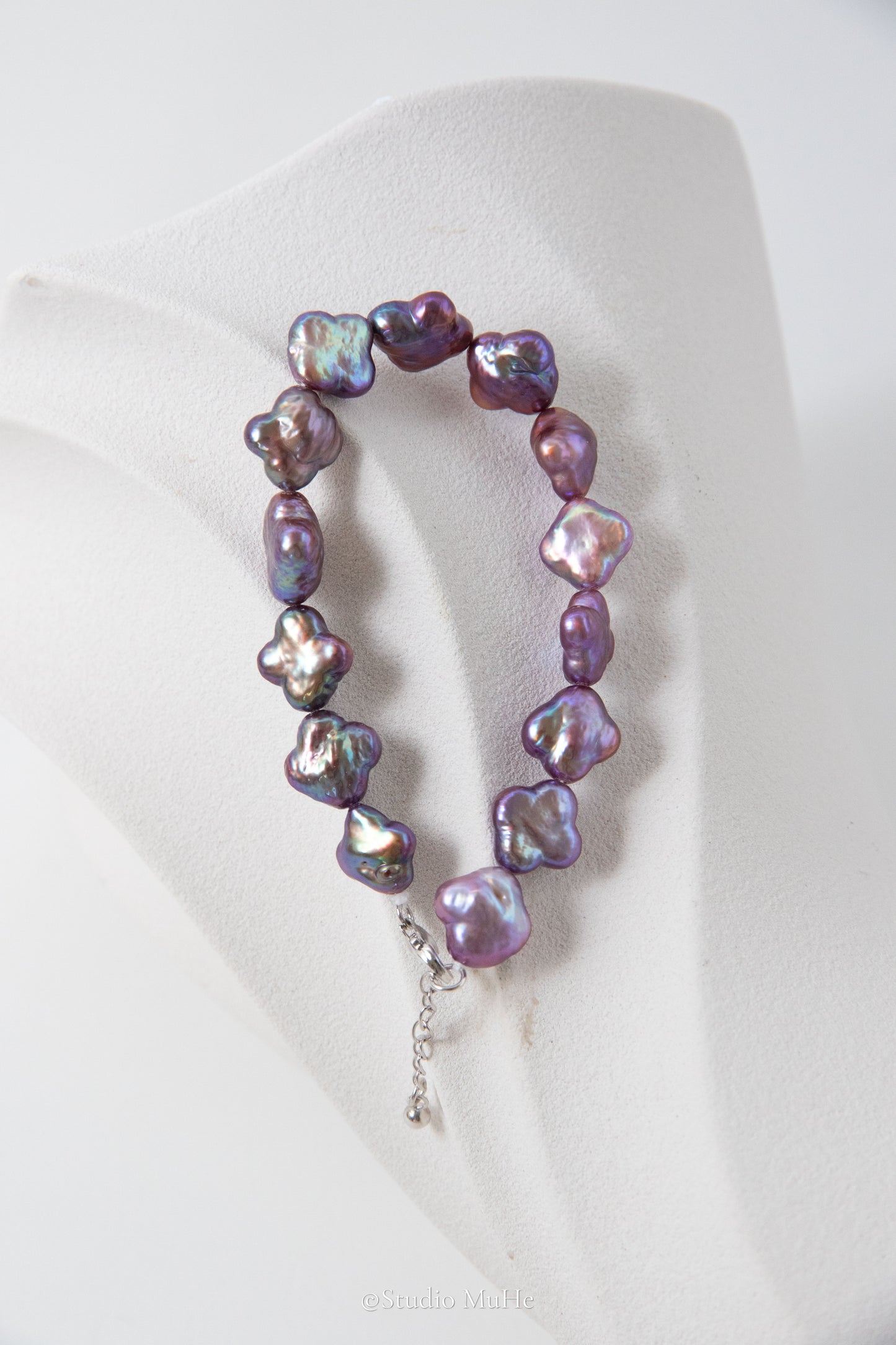 Wildest lavender-excellent level super intense natural purple colored clover freshwater pearl bracelet