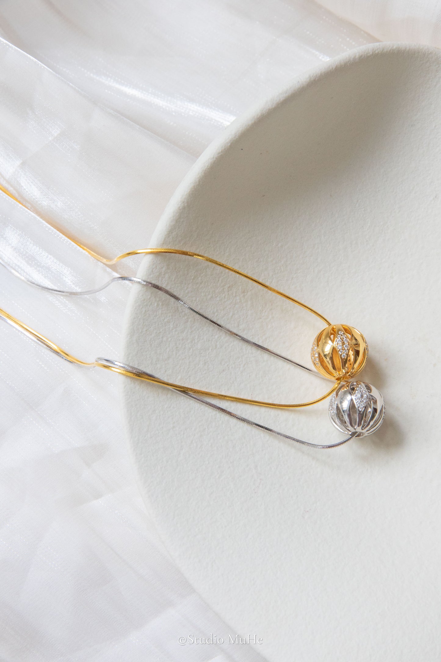fine silver wonderland sparkling ball necklace