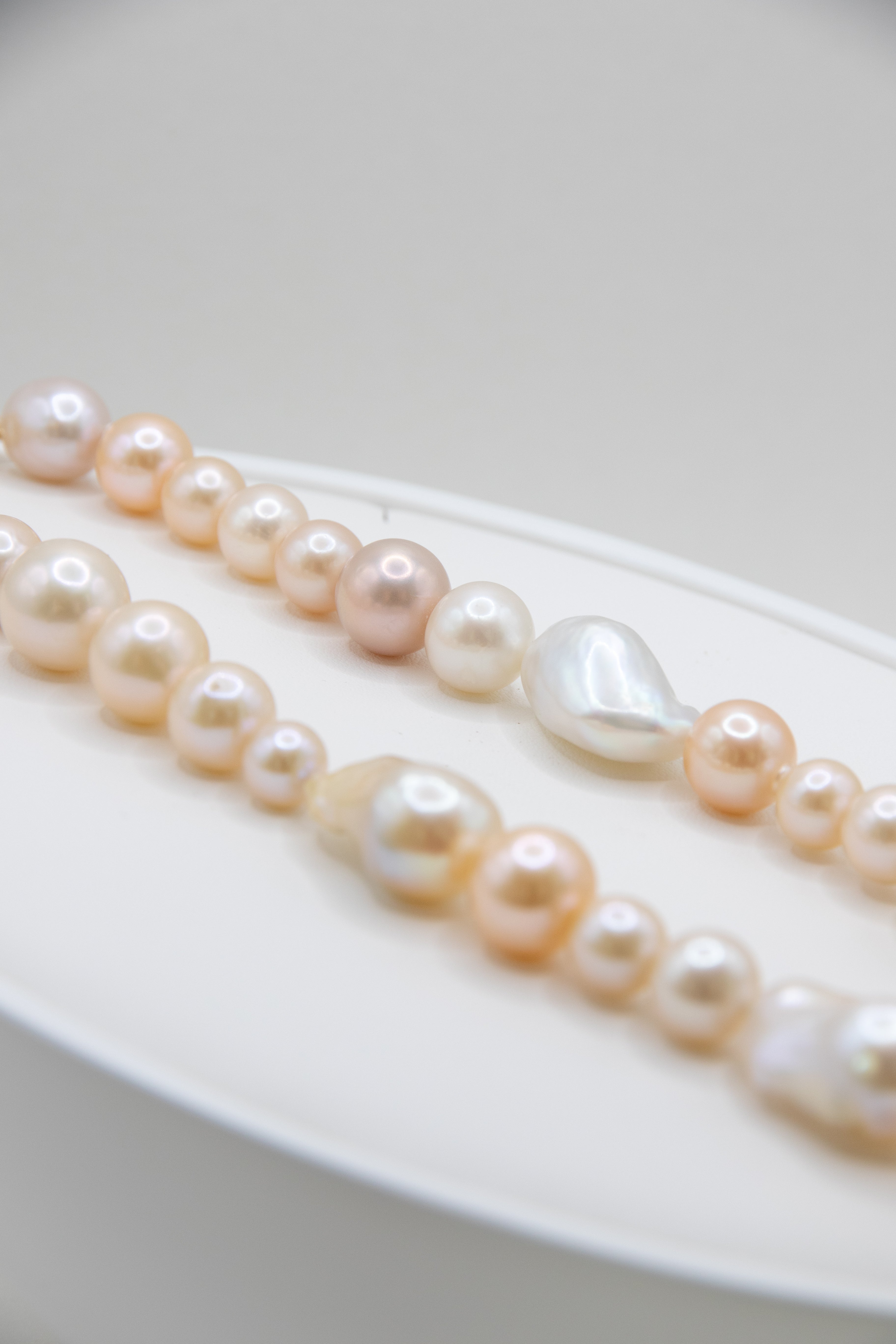 Creamy Gold Round and Baroque Pearl Necklace