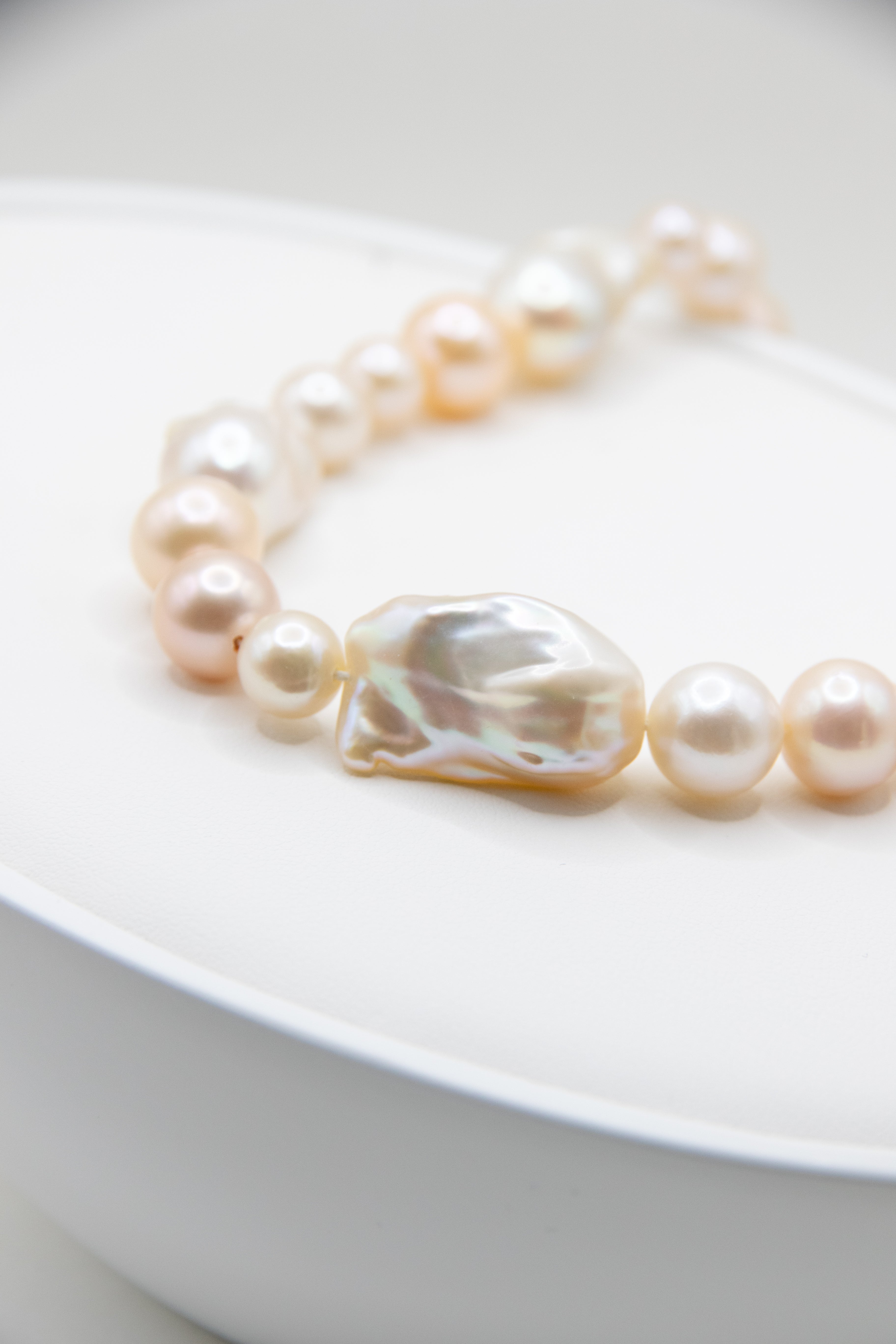 Creamy Gold Round and Baroque Pearl Necklace